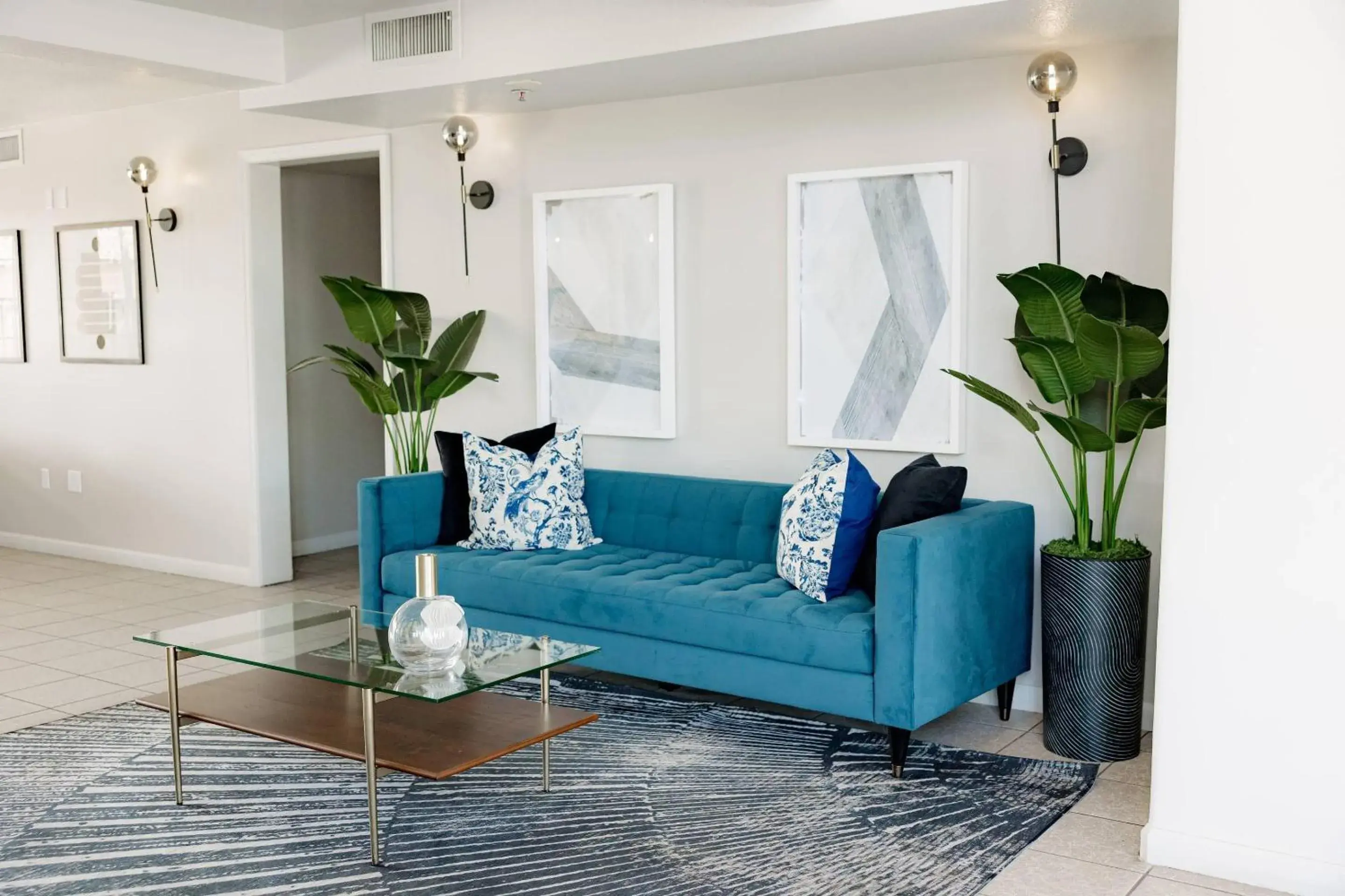 Lobby or reception in Quality Inn & Suites Lathrop Lobby or reception in Quality Inn & Suites Lathrop