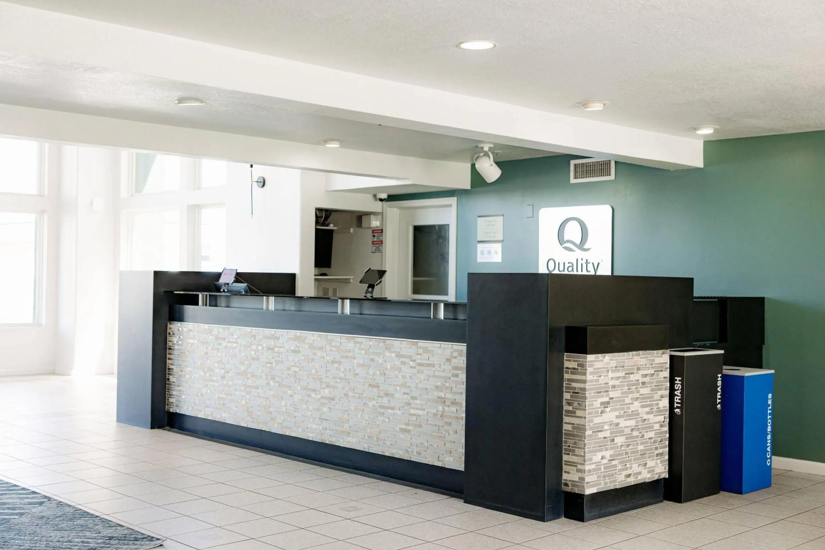 Lobby or reception in Quality Inn & Suites Lathrop