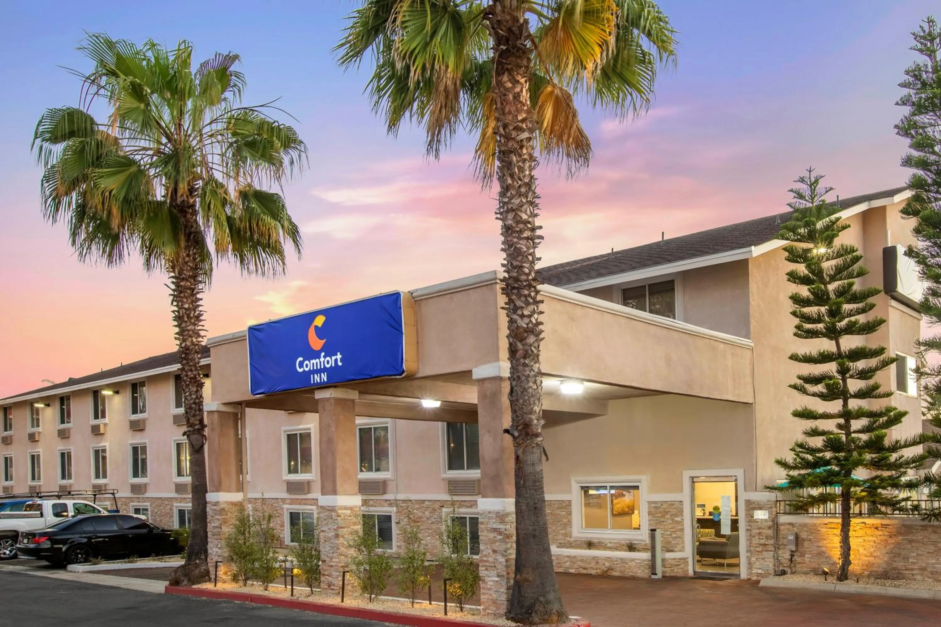 Property building in Comfort Inn San Diego Miramar