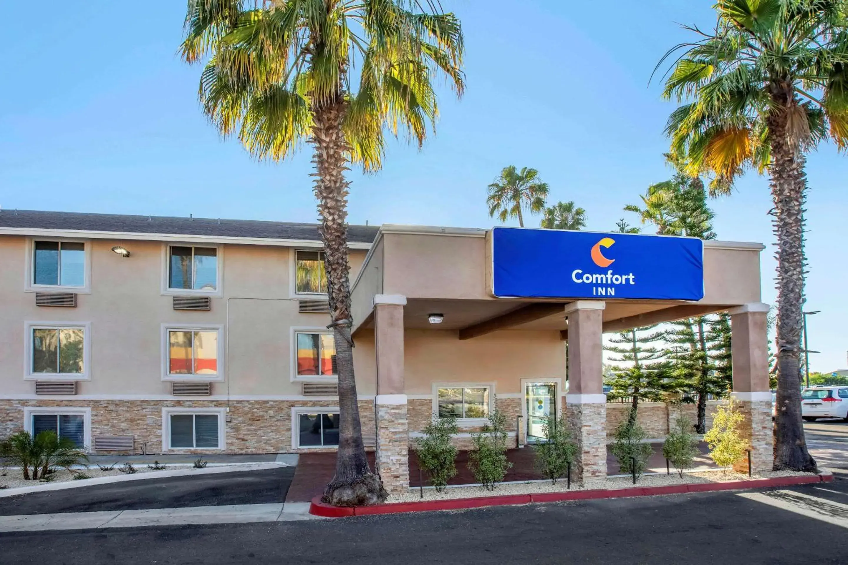 Property building in Comfort Inn San Diego Miramar Property building in Comfort Inn San Diego Miramar