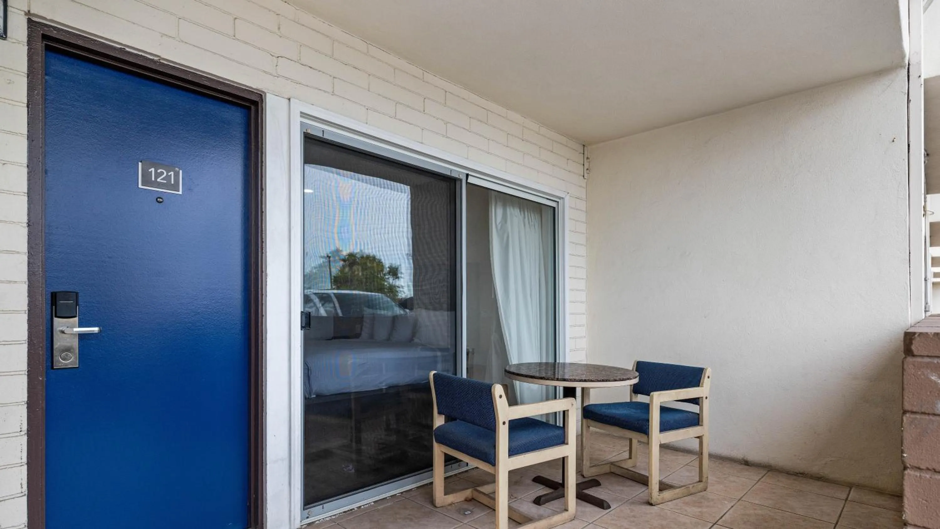 Area and facilities in Oceanside, CA – Marina / Camp Pendleton