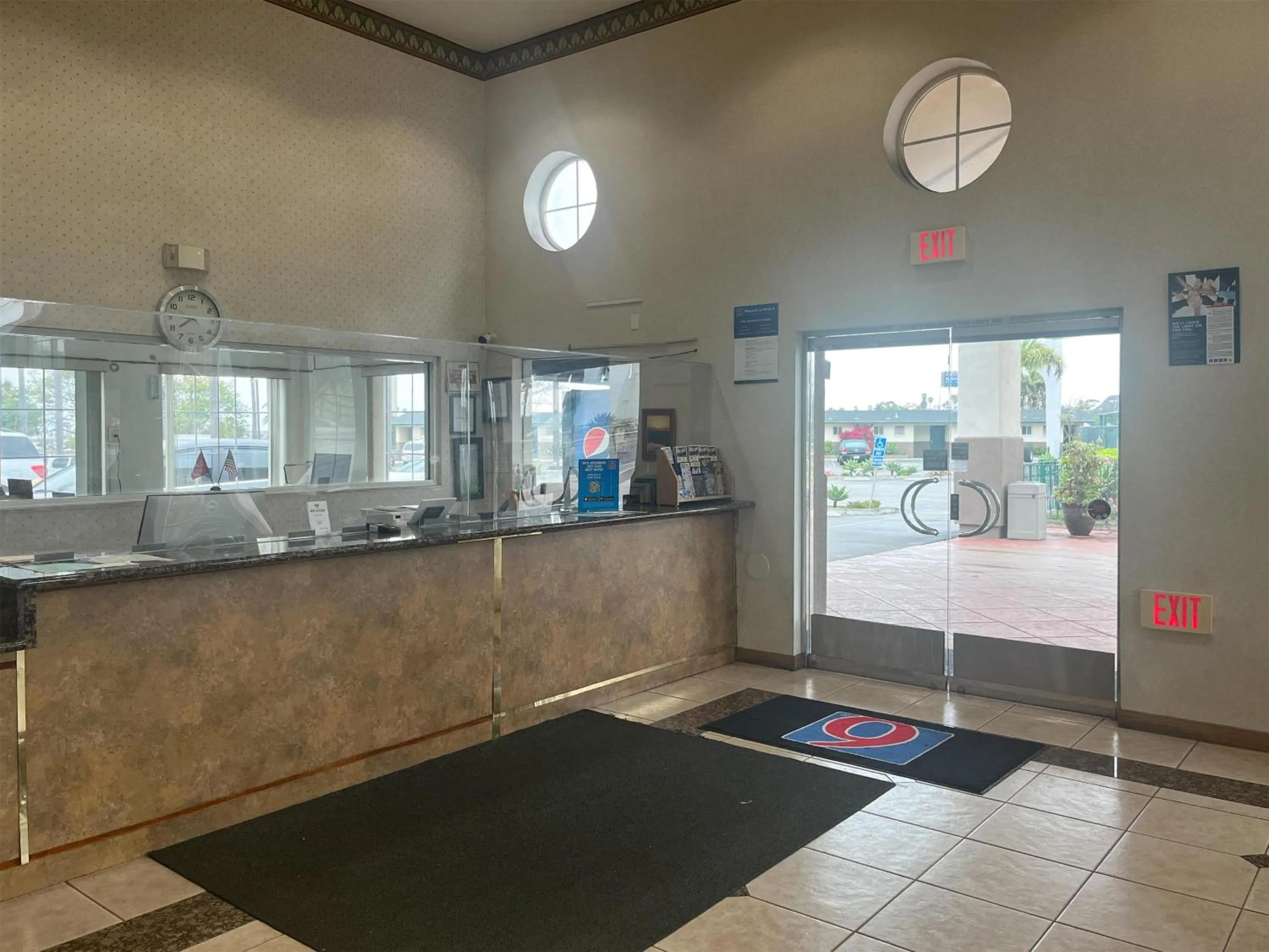Lobby or reception in Oceanside, CA – Marina / Camp Pendleton