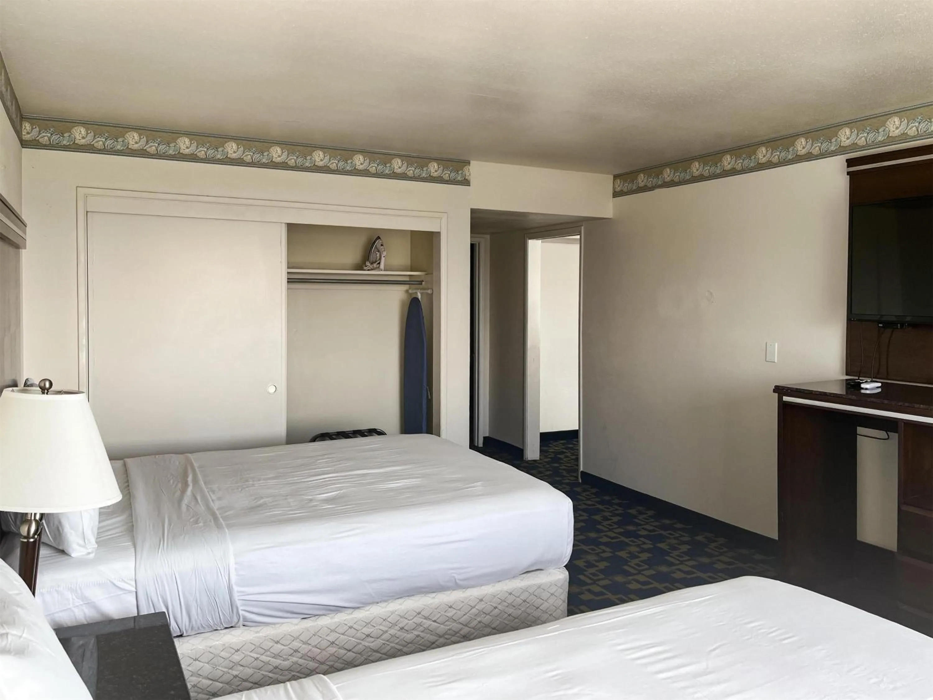 Bedroom, Bed in Oceanside, CA – Marina / Camp Pendleton