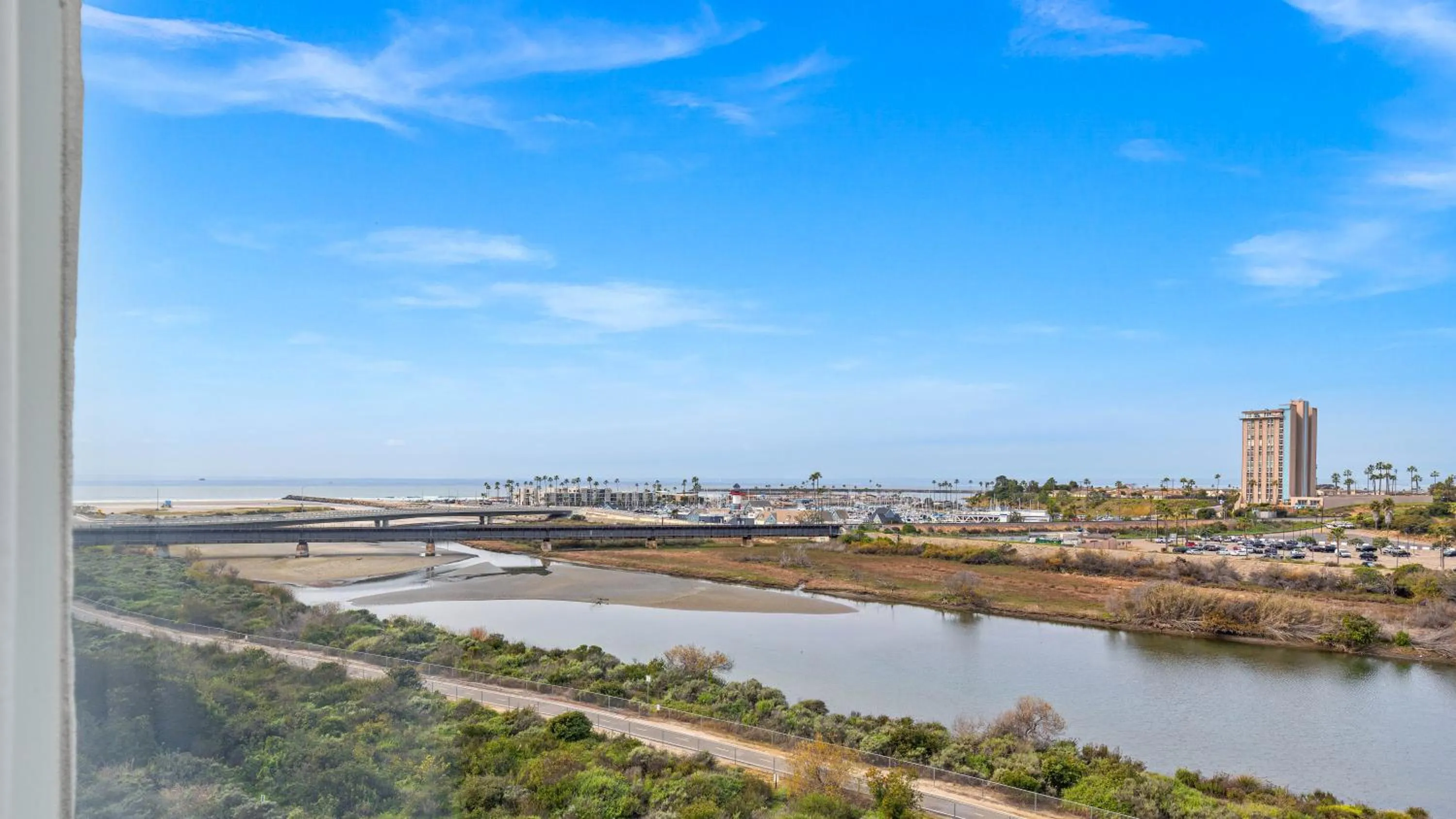 Balcony/Terrace in Oceanside, CA – Marina / Camp Pendleton