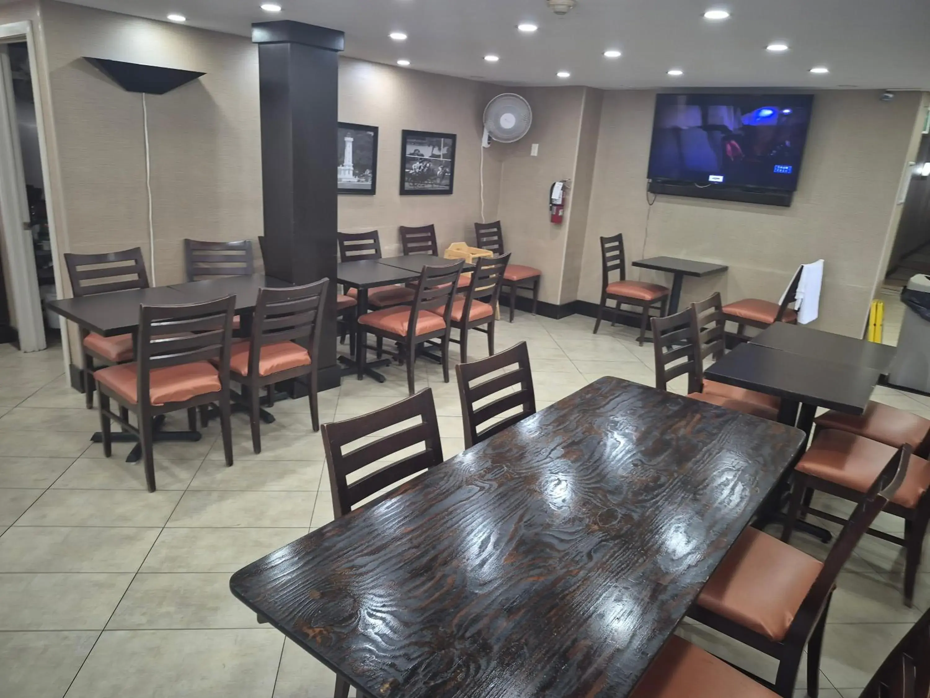 Breakfast in Comfort Inn Breakfast in Comfort Inn