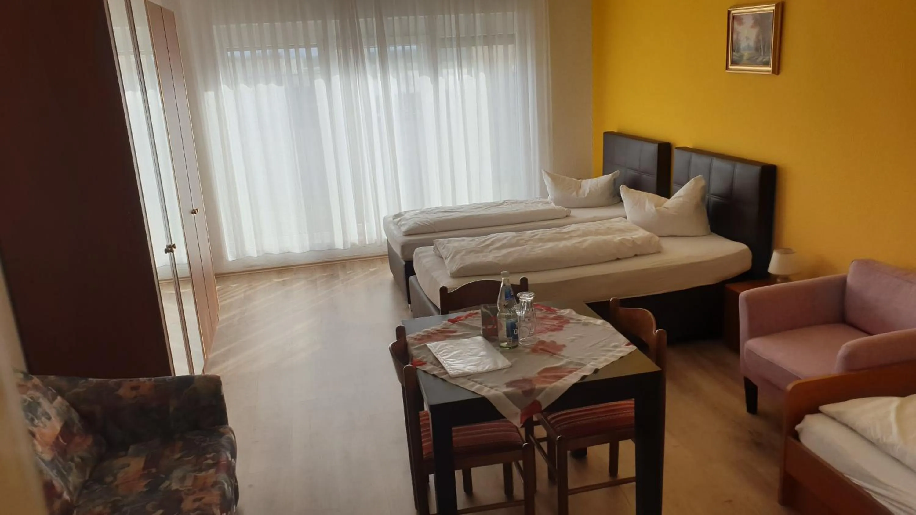 Family in Hotel Arheilger Hof