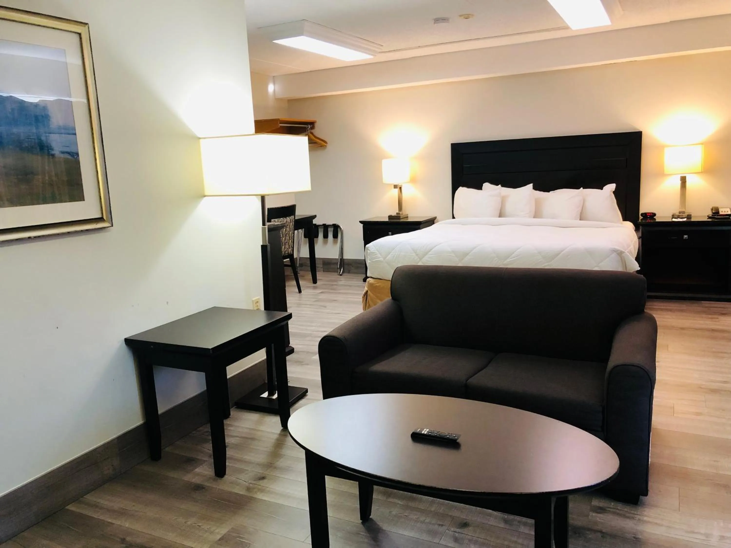 Bed in Travelodge by Wyndham Welland