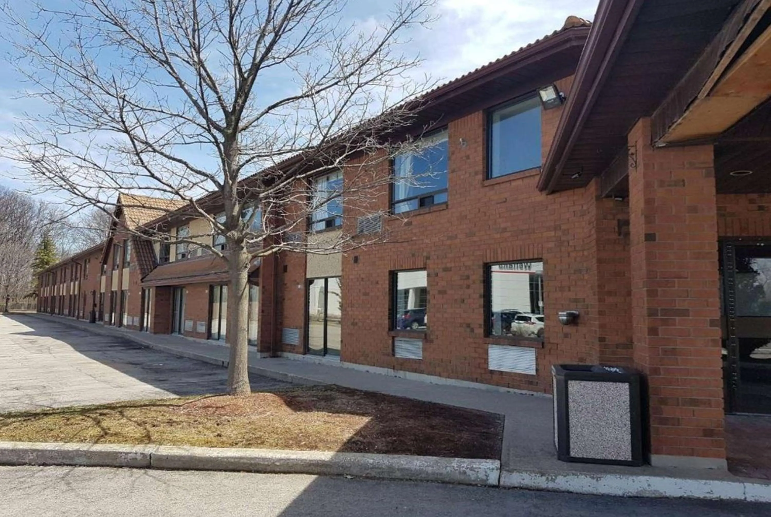 Property building in Travelodge by Wyndham Welland