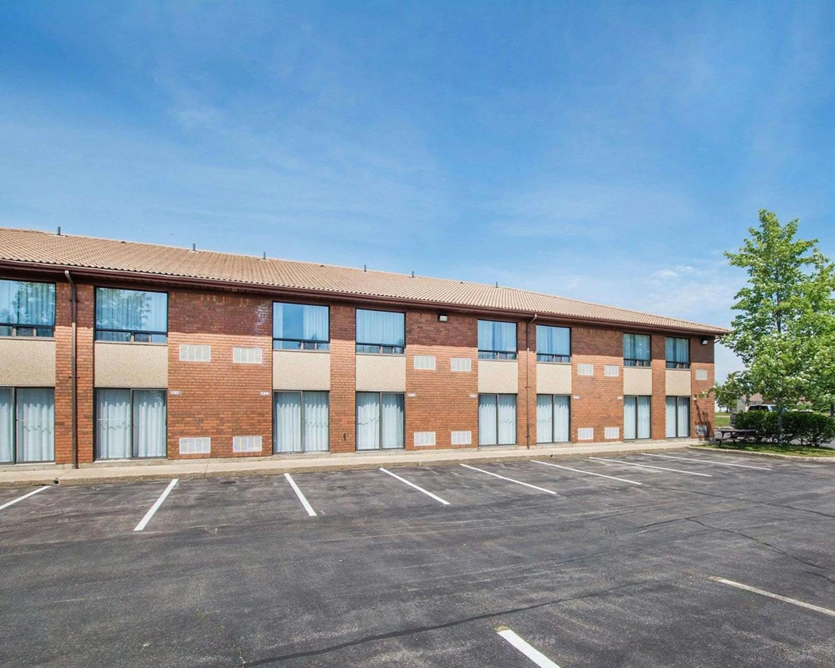 Property building in Comfort Inn