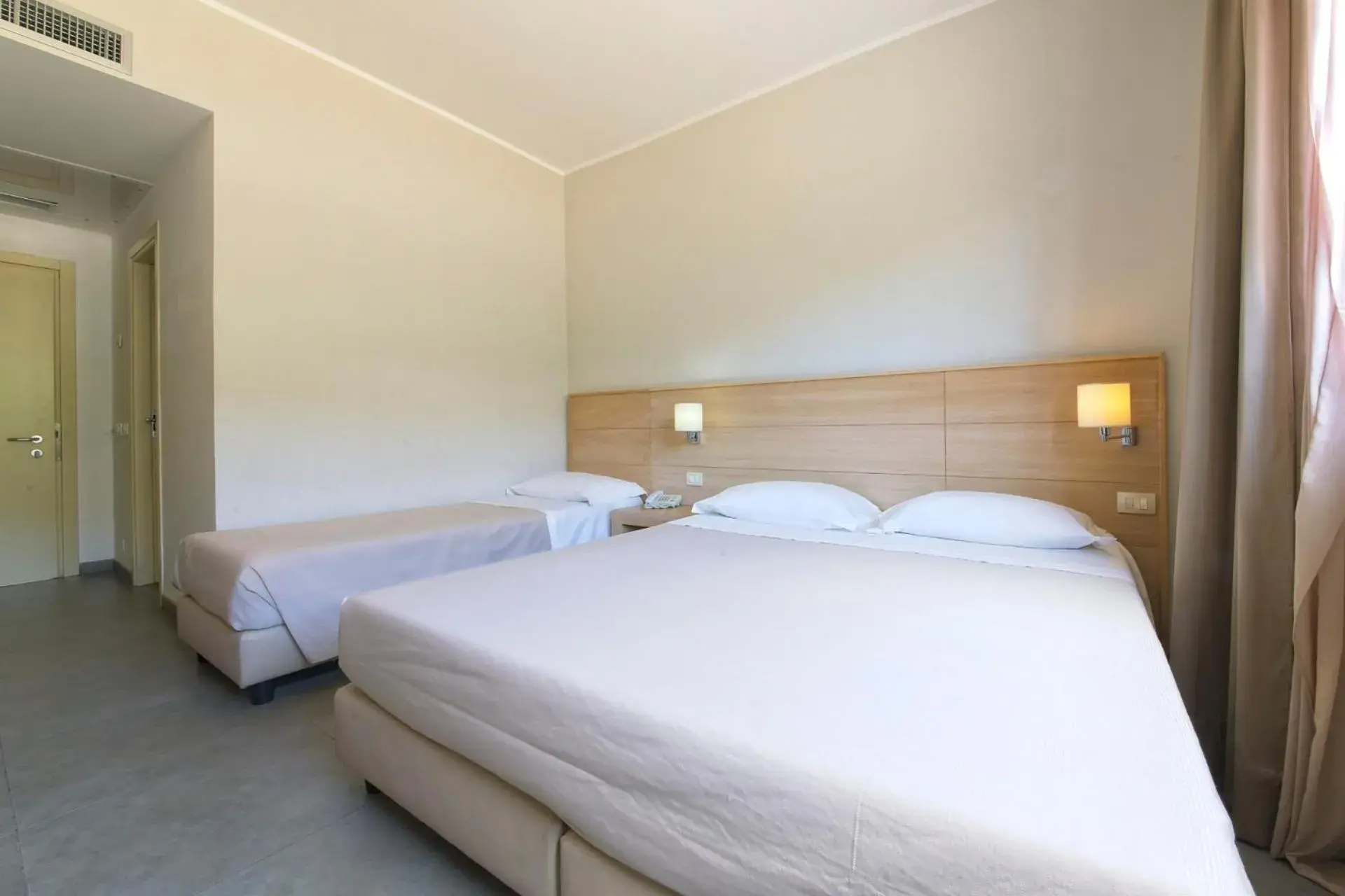 Bedroom, Bed in FerroHotel Bedroom, Bed in FerroHotel