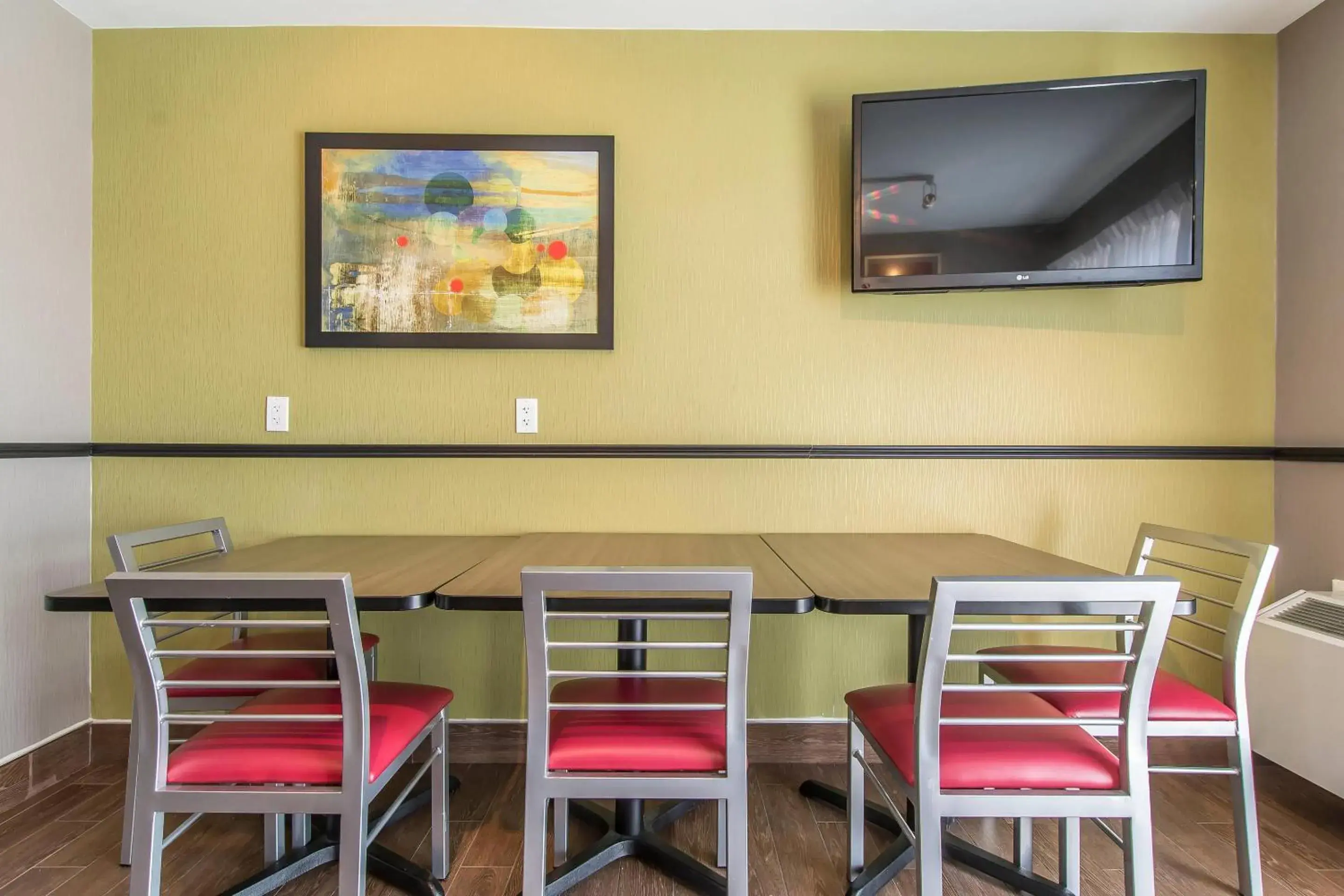 Breakfast in Comfort Inn Breakfast in Comfort Inn