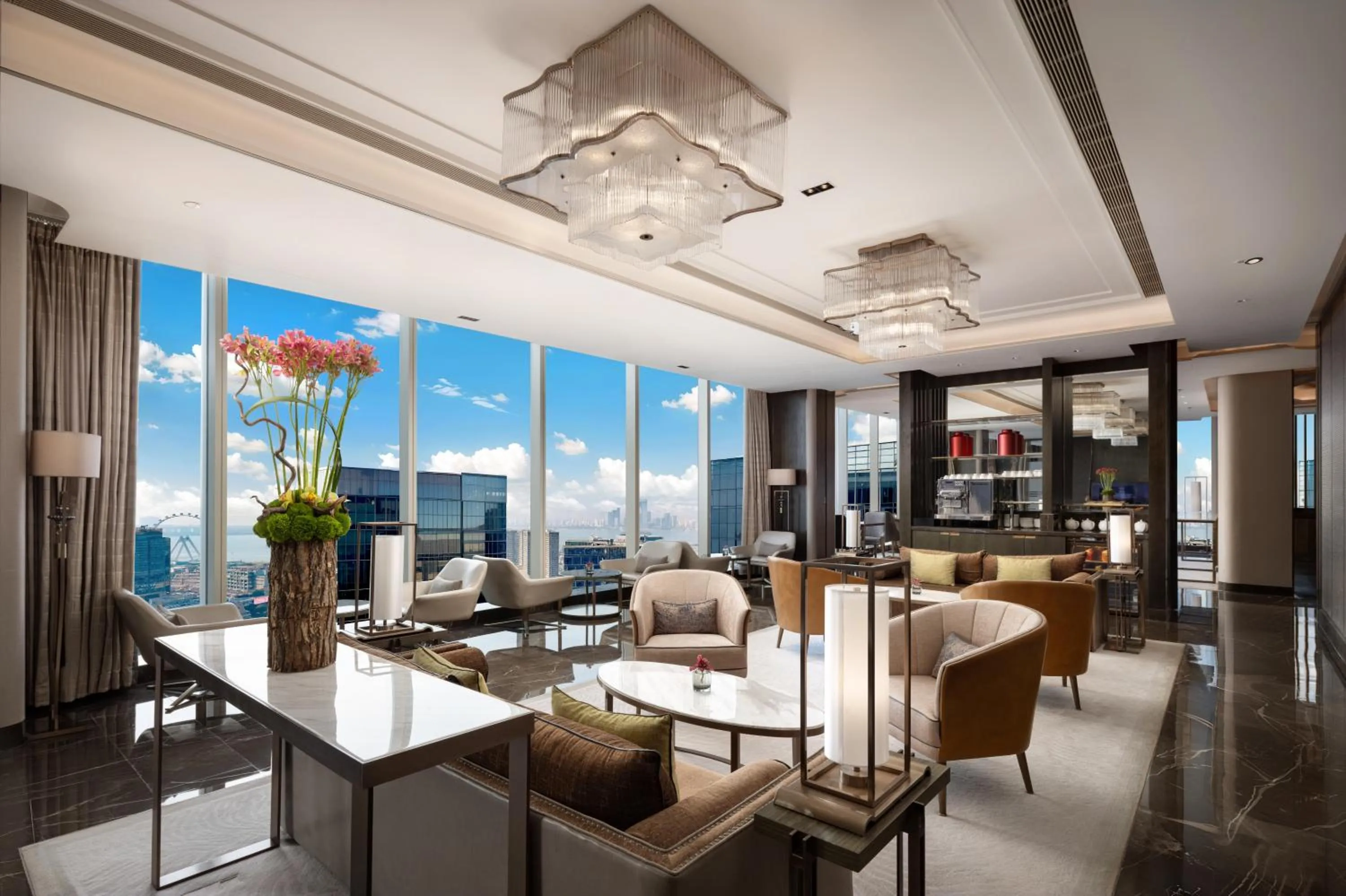 Seating area in Shangri-La Yuanqu, Suzhou