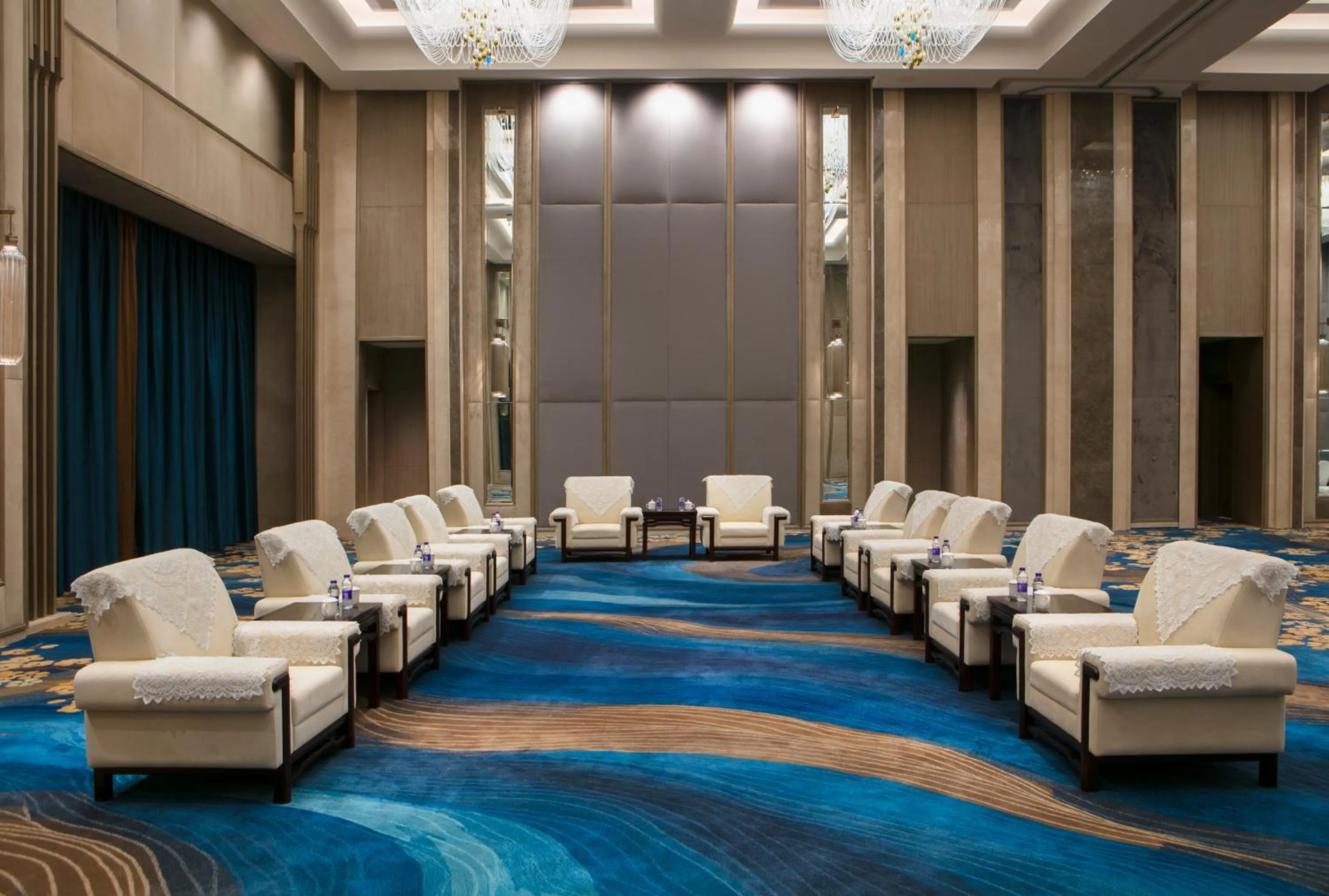 Meeting/conference room in Shangri-La Yuanqu, Suzhou