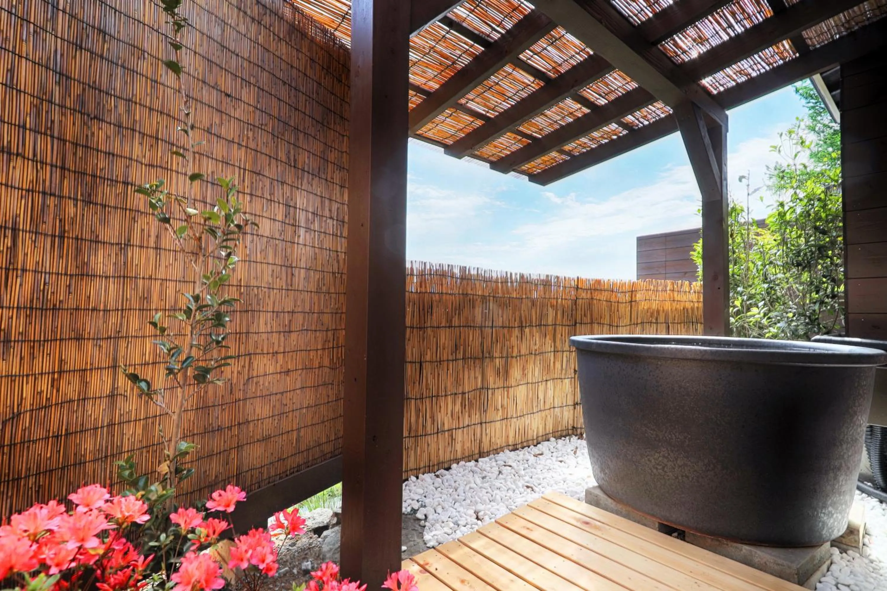 Hot Tub in Mt.Shakushi Gateway Camp