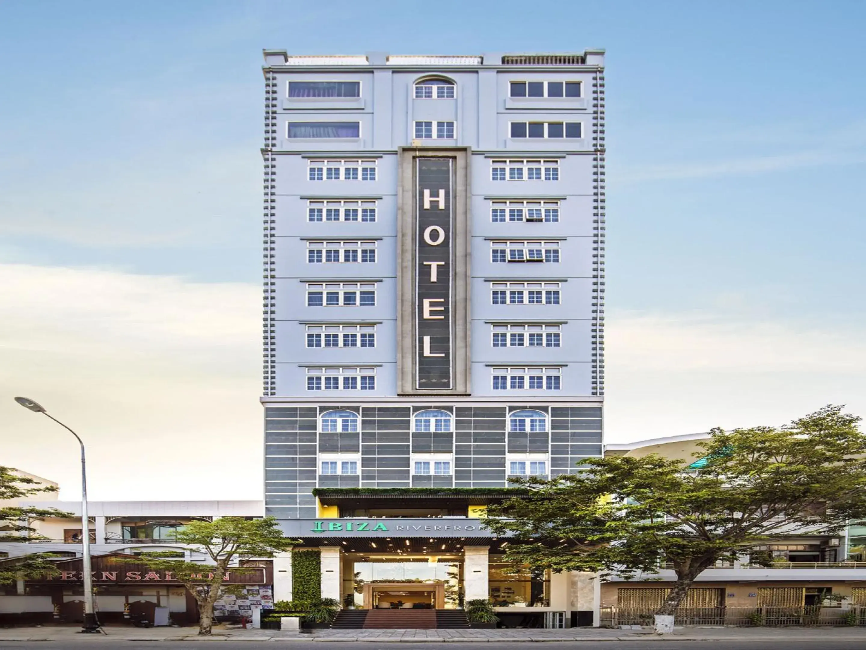 Property building in IBIZA Riverfront Da Nang Hotel Property building in IBIZA Riverfront Da Nang Hotel