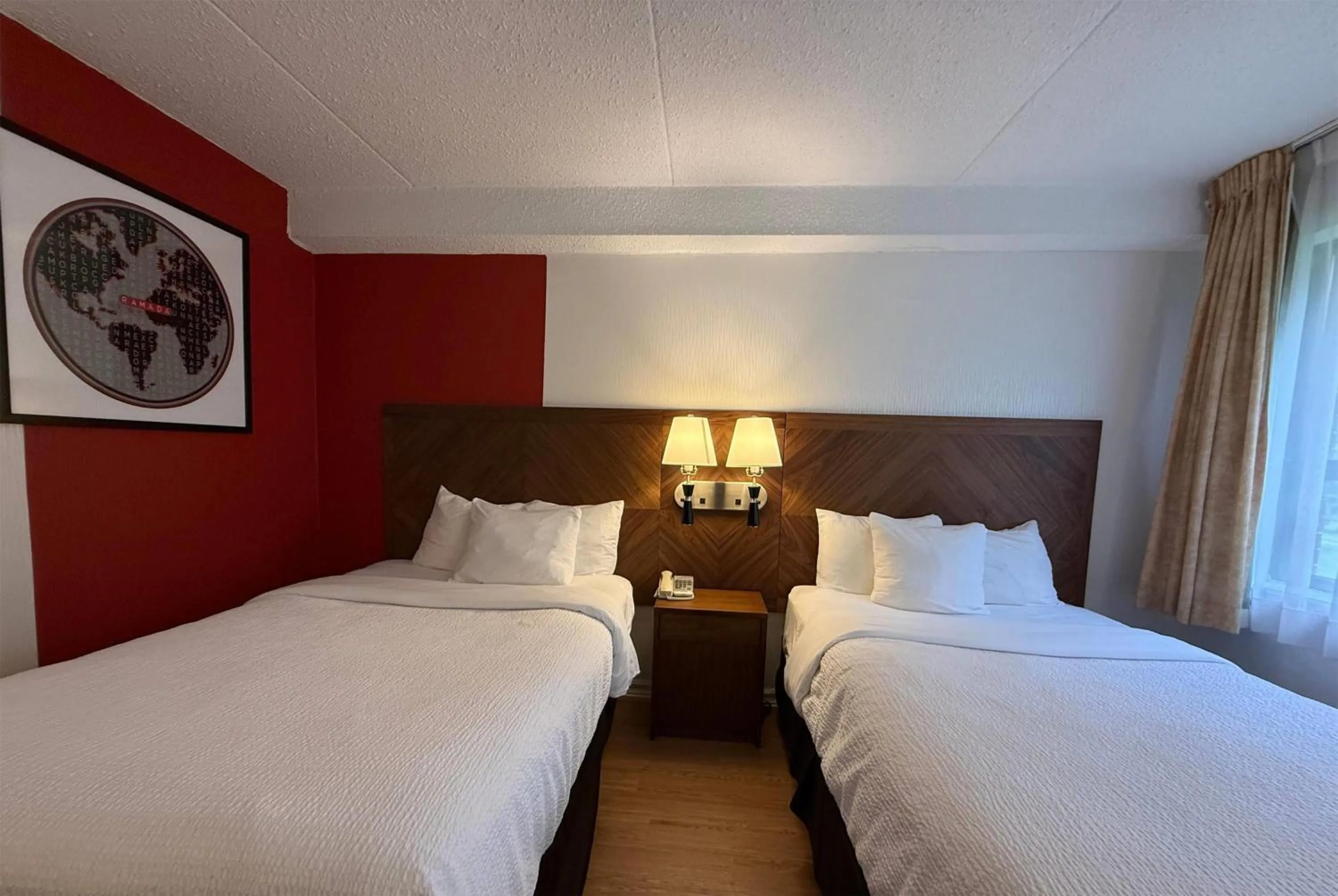 Photo of the whole room, Bed in Ramada by Wyndham Arnprior