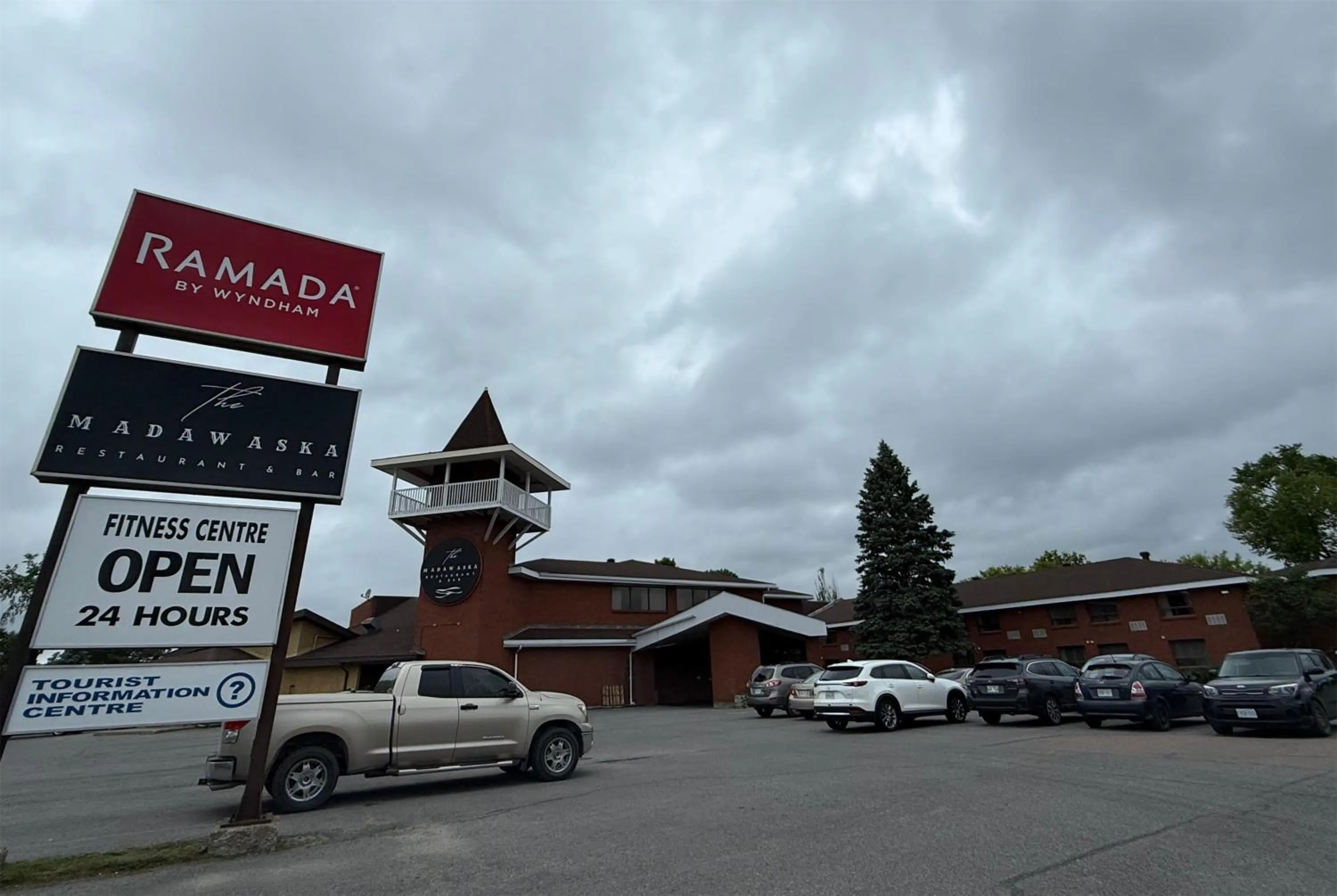 Property building in Ramada by Wyndham Arnprior