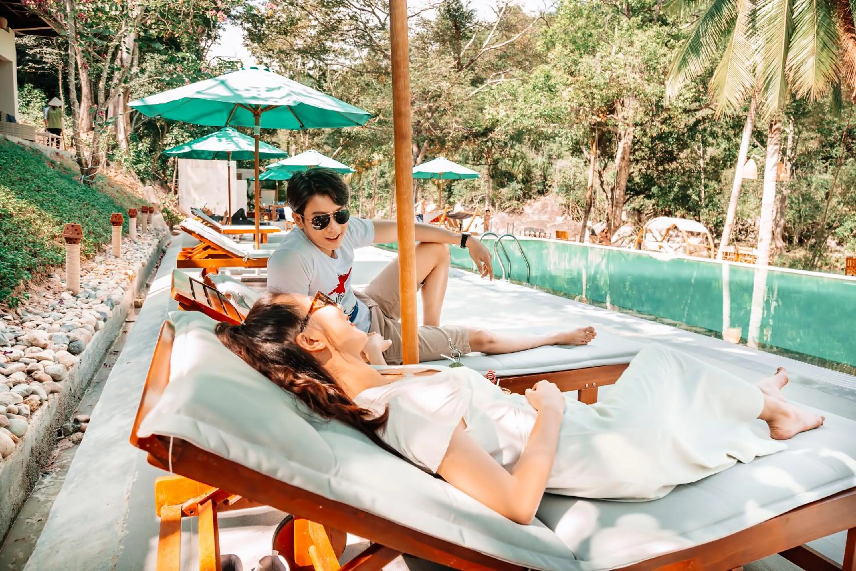 Swimming pool in BaHo Eco Beat