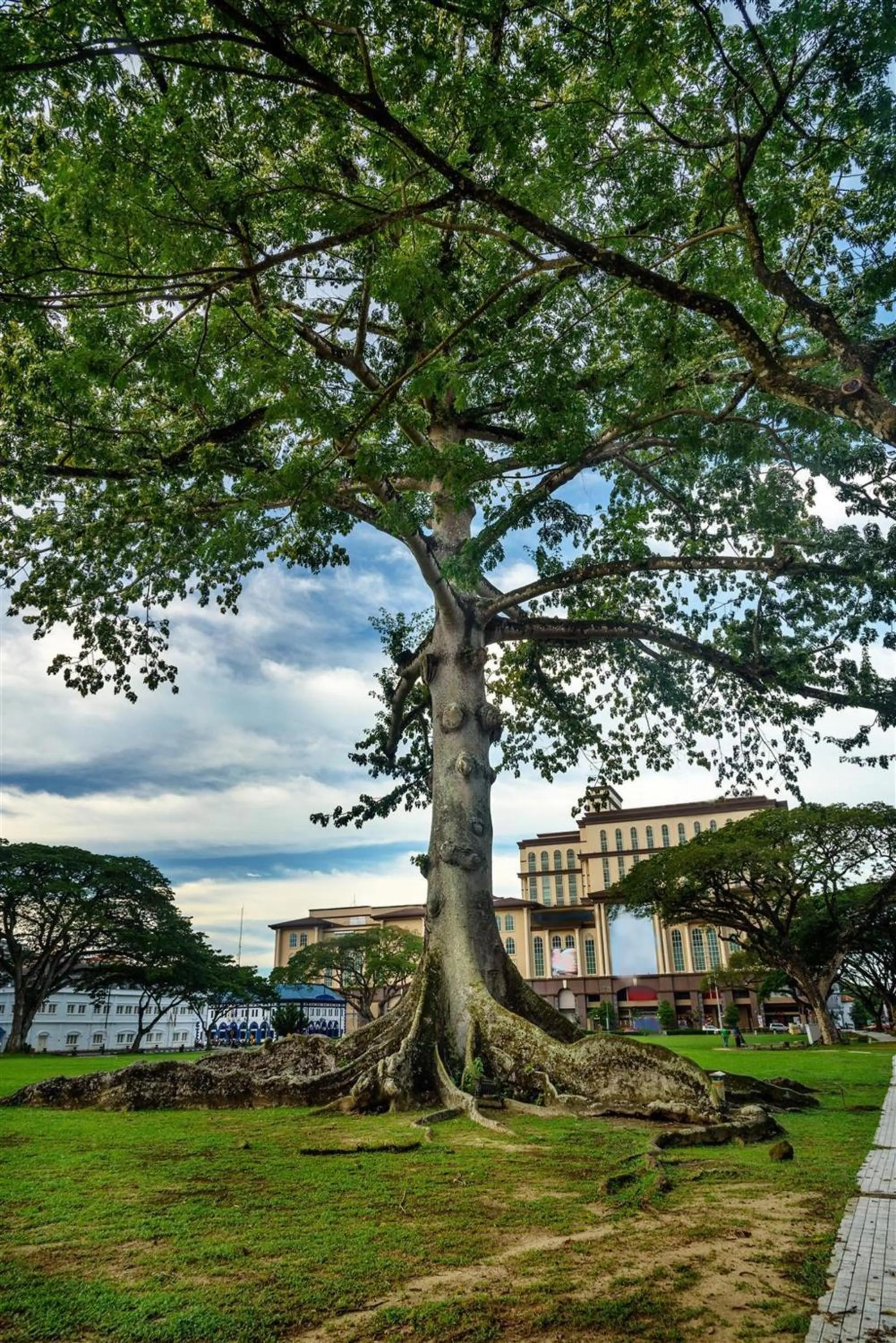 Nearby landmark in Hotel O Mayfair Hotel
