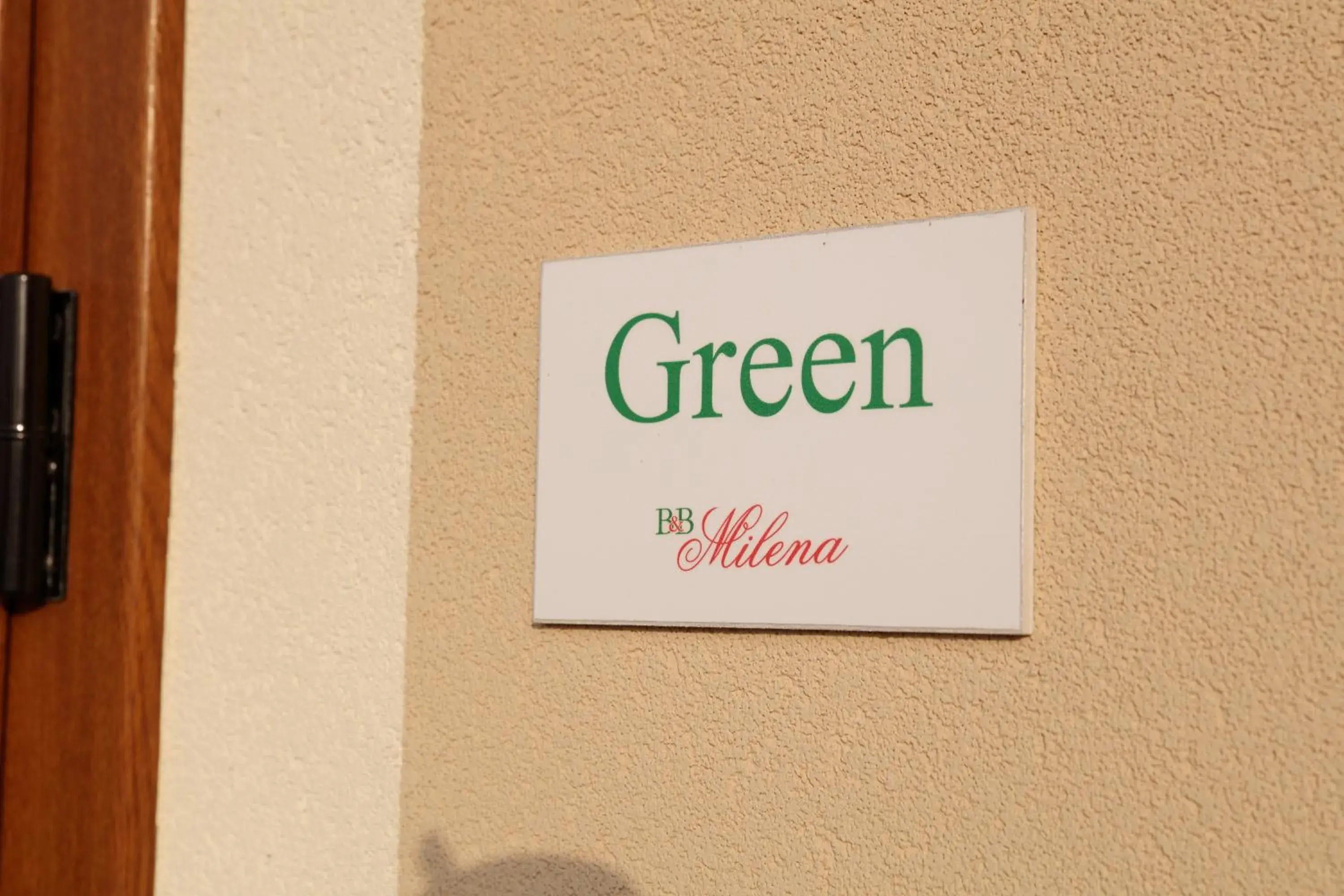 Triple Room with Garden View in B&B Milena Triple Room with Garden View in B&B Milena