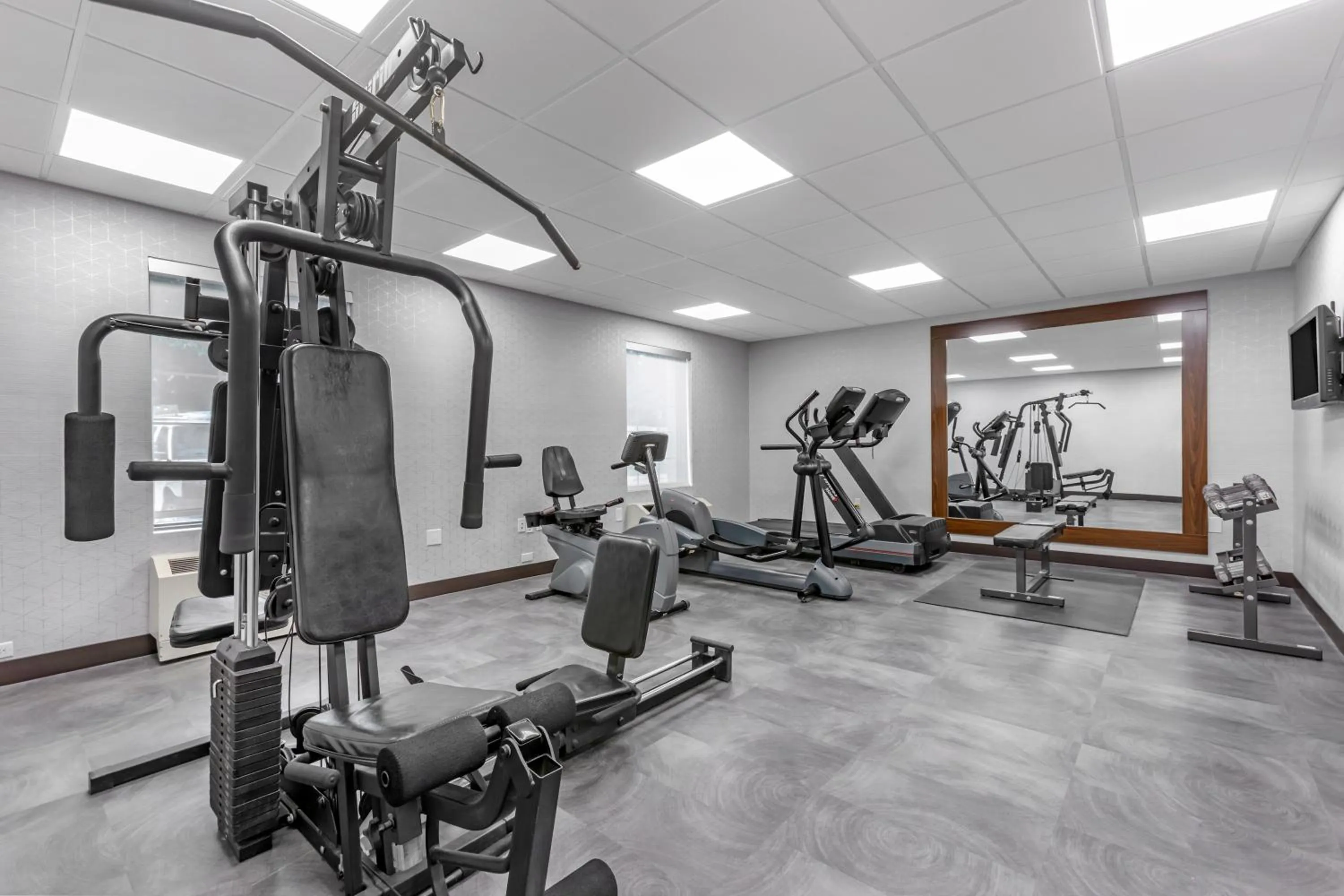 Fitness centre/facilities in Comfort Inn