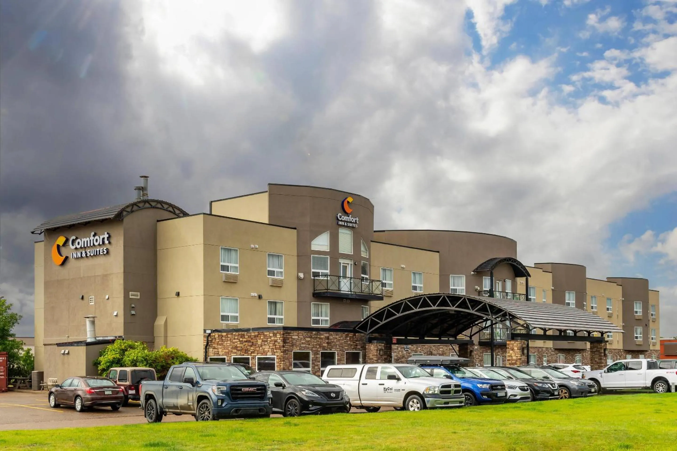 Property building in Comfort Inn & Suites