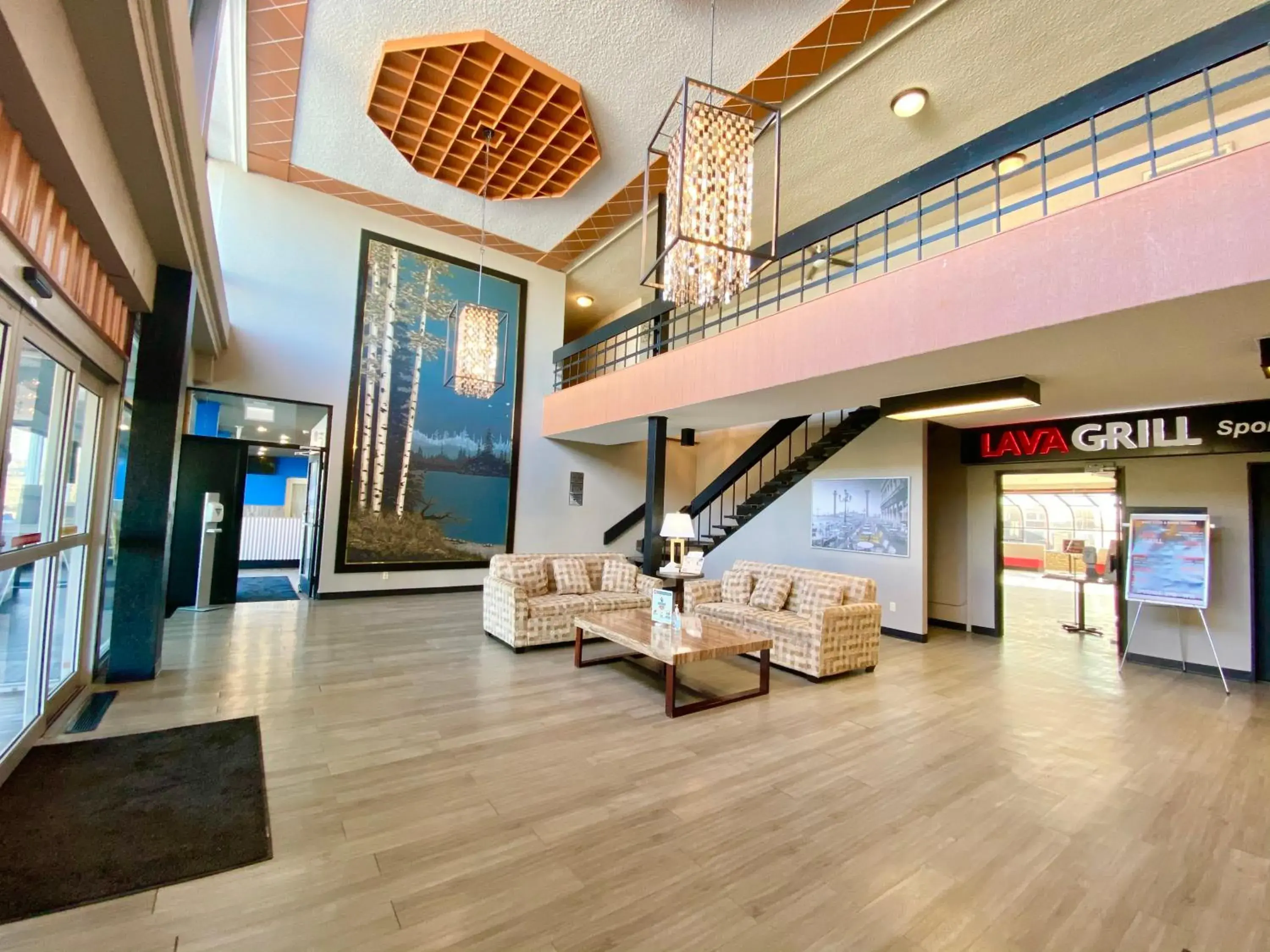 Lobby or reception in Ramada by Wyndham Whitecourt Lobby or reception in Ramada by Wyndham Whitecourt
