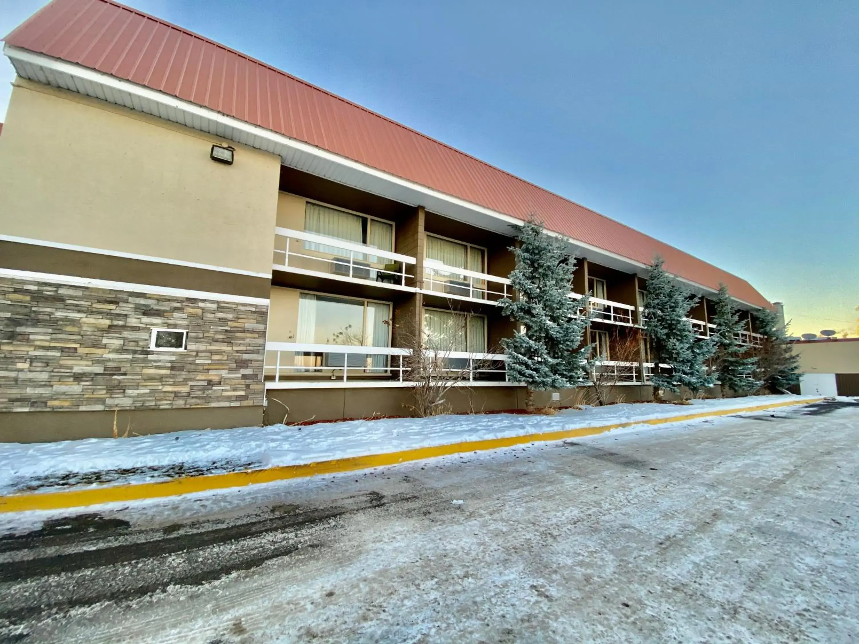 Property building in Ramada by Wyndham Whitecourt Property building in Ramada by Wyndham Whitecourt