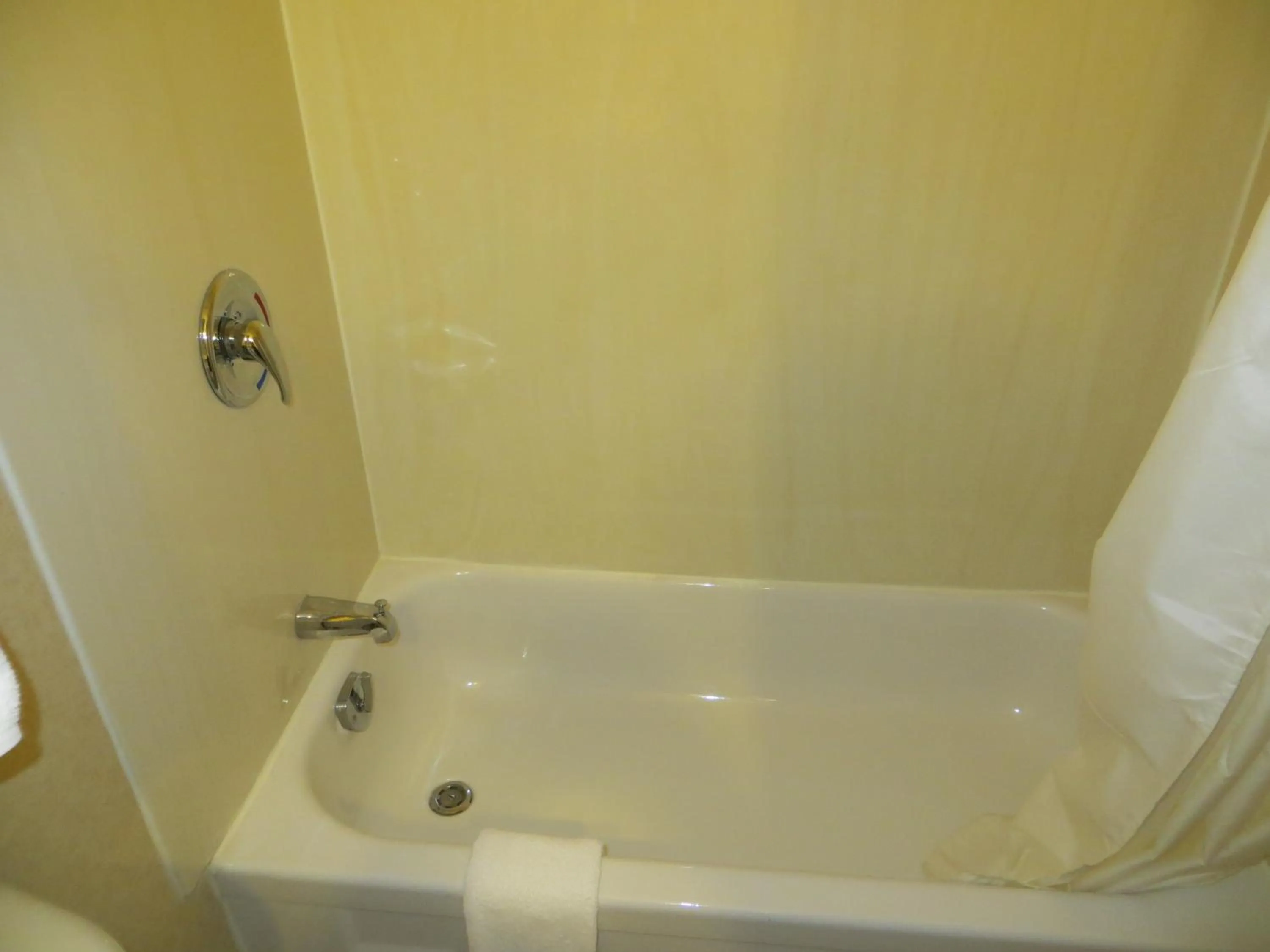 Bathroom in New Lodge Winnipeg