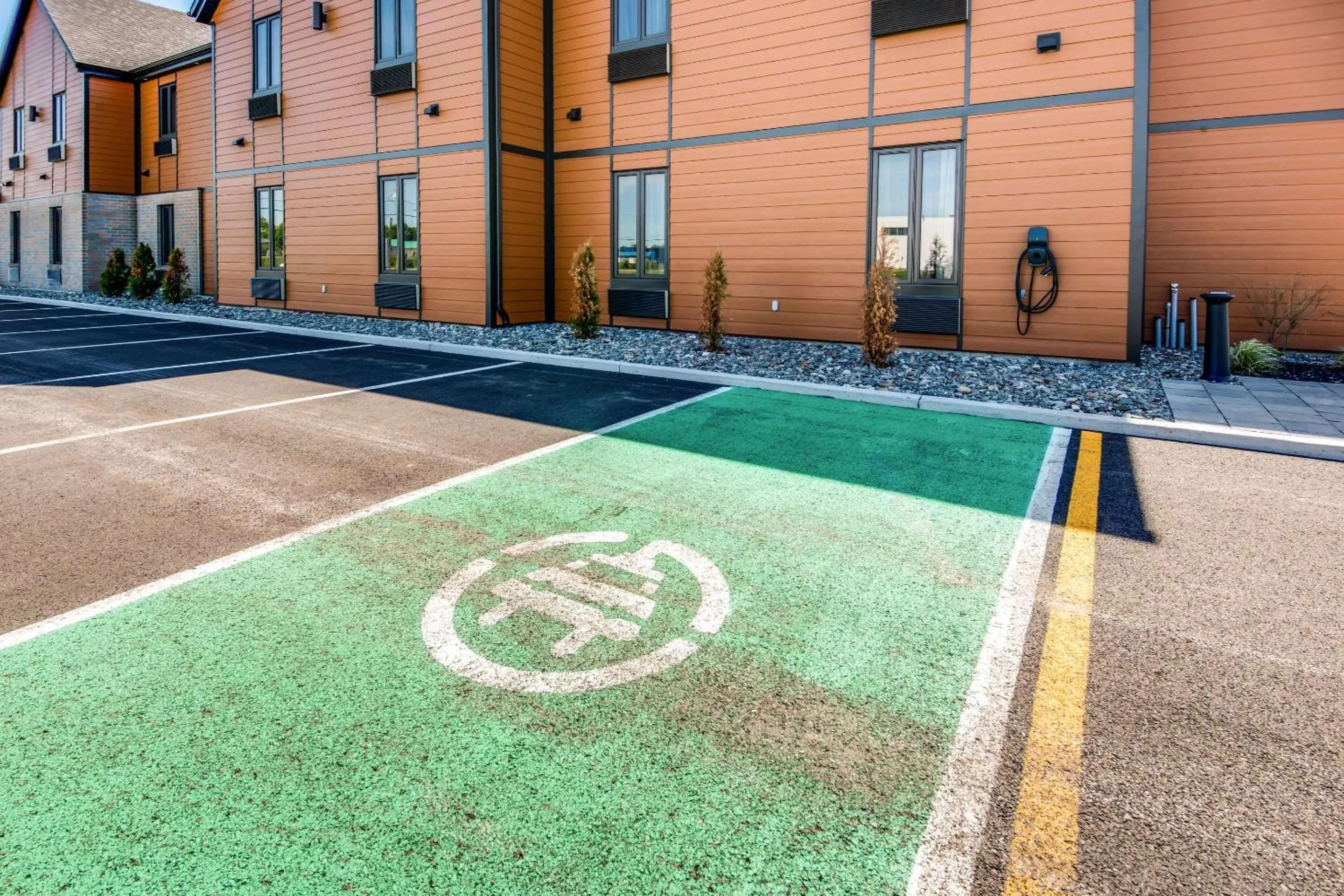 Property building in Econo Lodge Inn & Suites