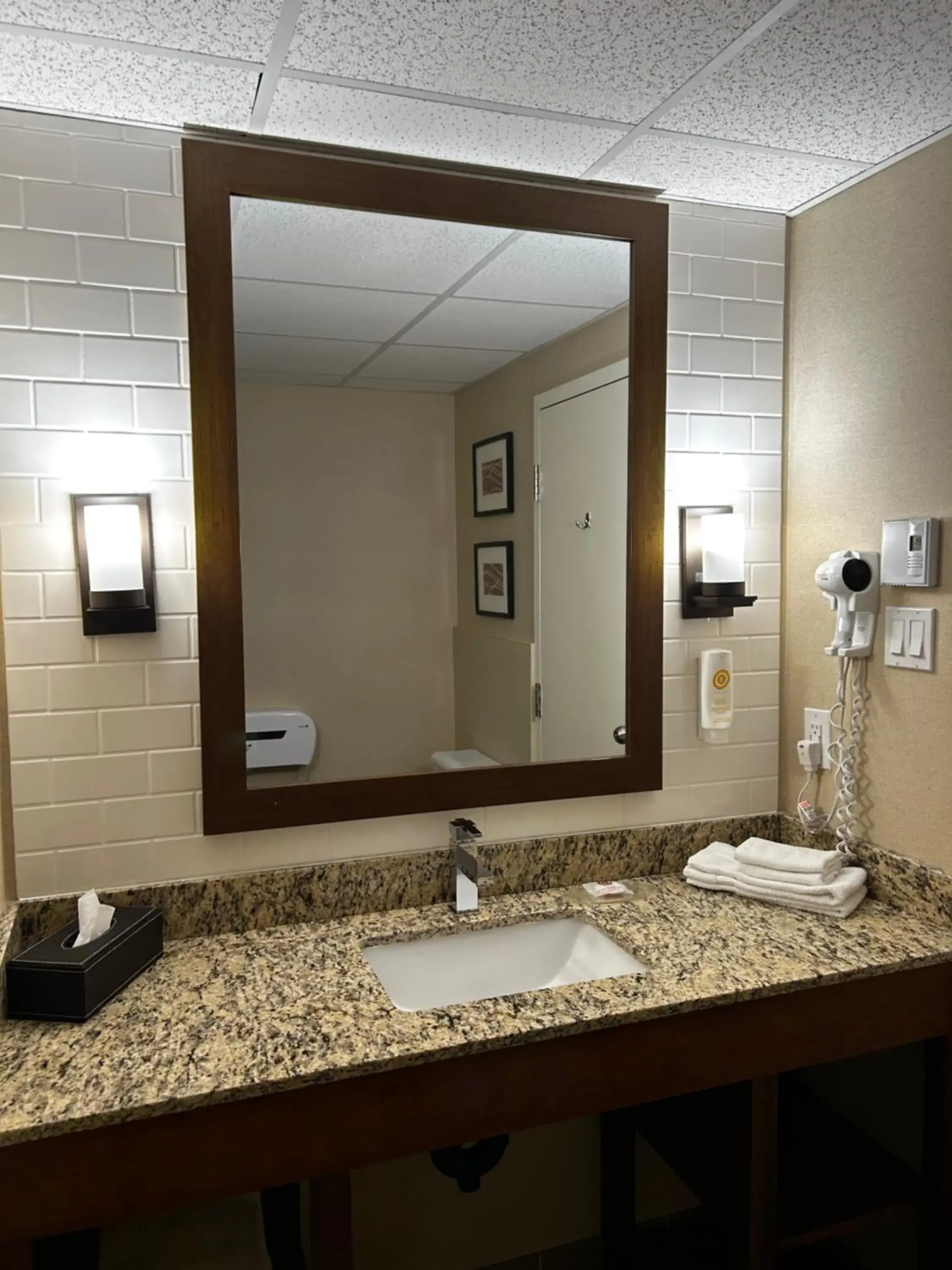 Bathroom in Comfort Inn Bathroom in Comfort Inn