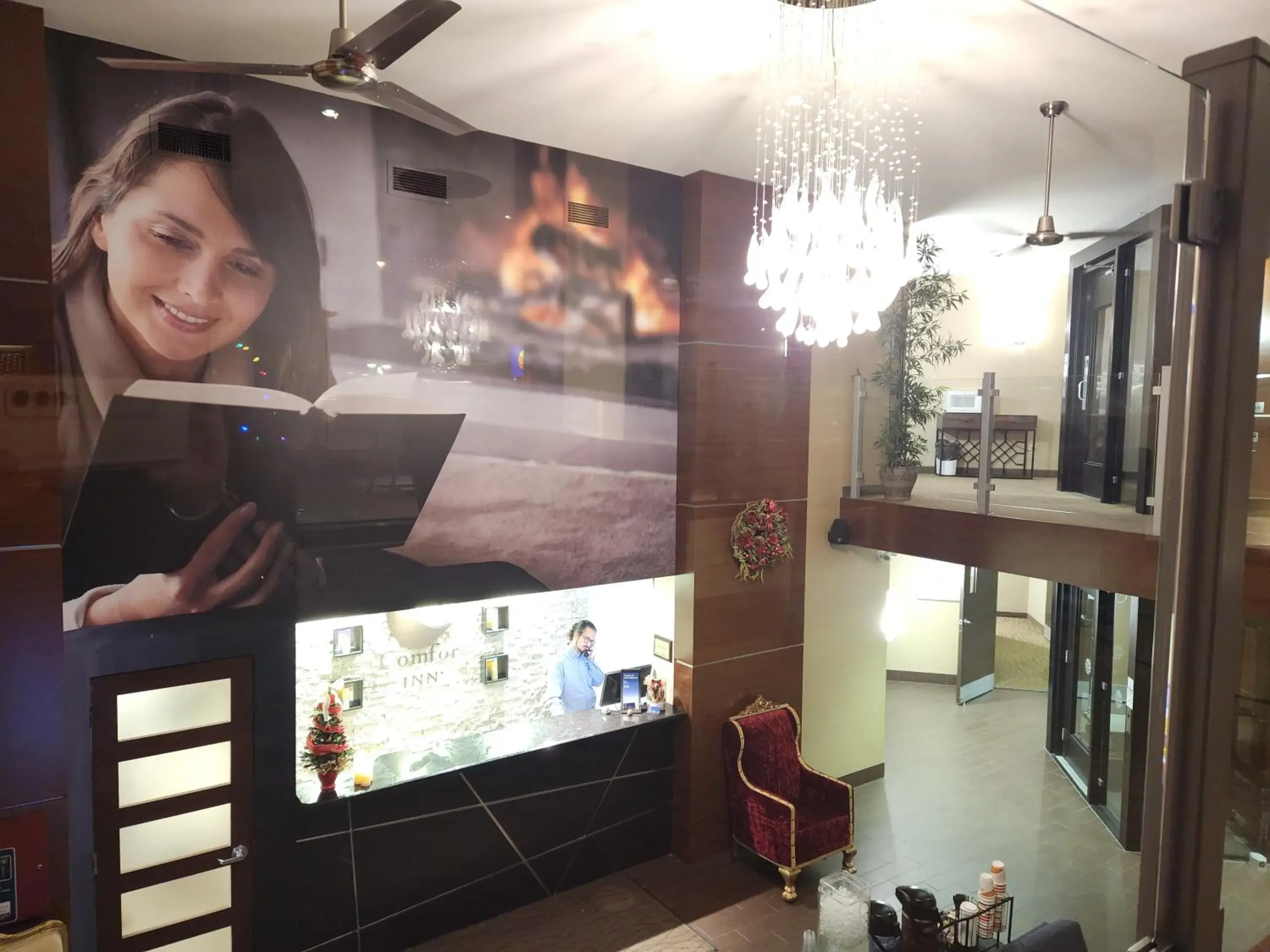 Lobby or reception in Comfort Inn Lobby or reception in Comfort Inn