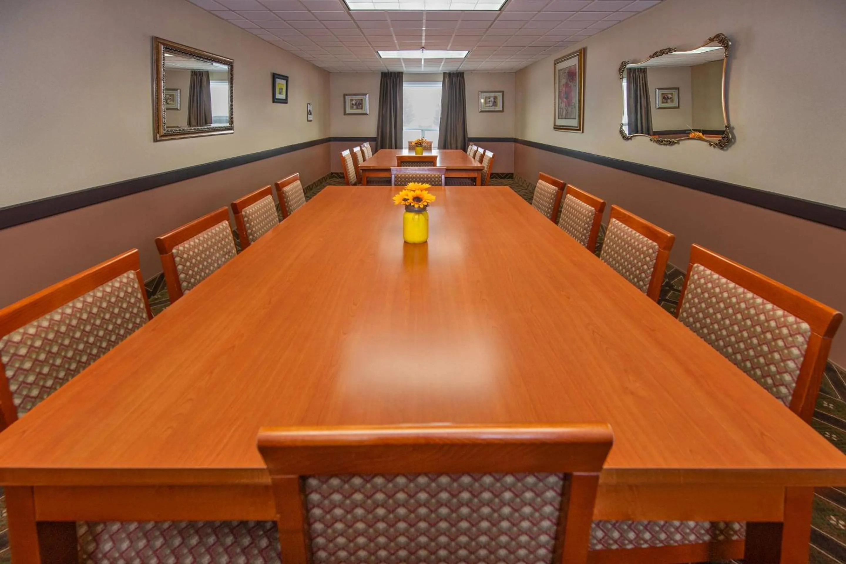 Meeting/conference room in Quality Inn & Suites