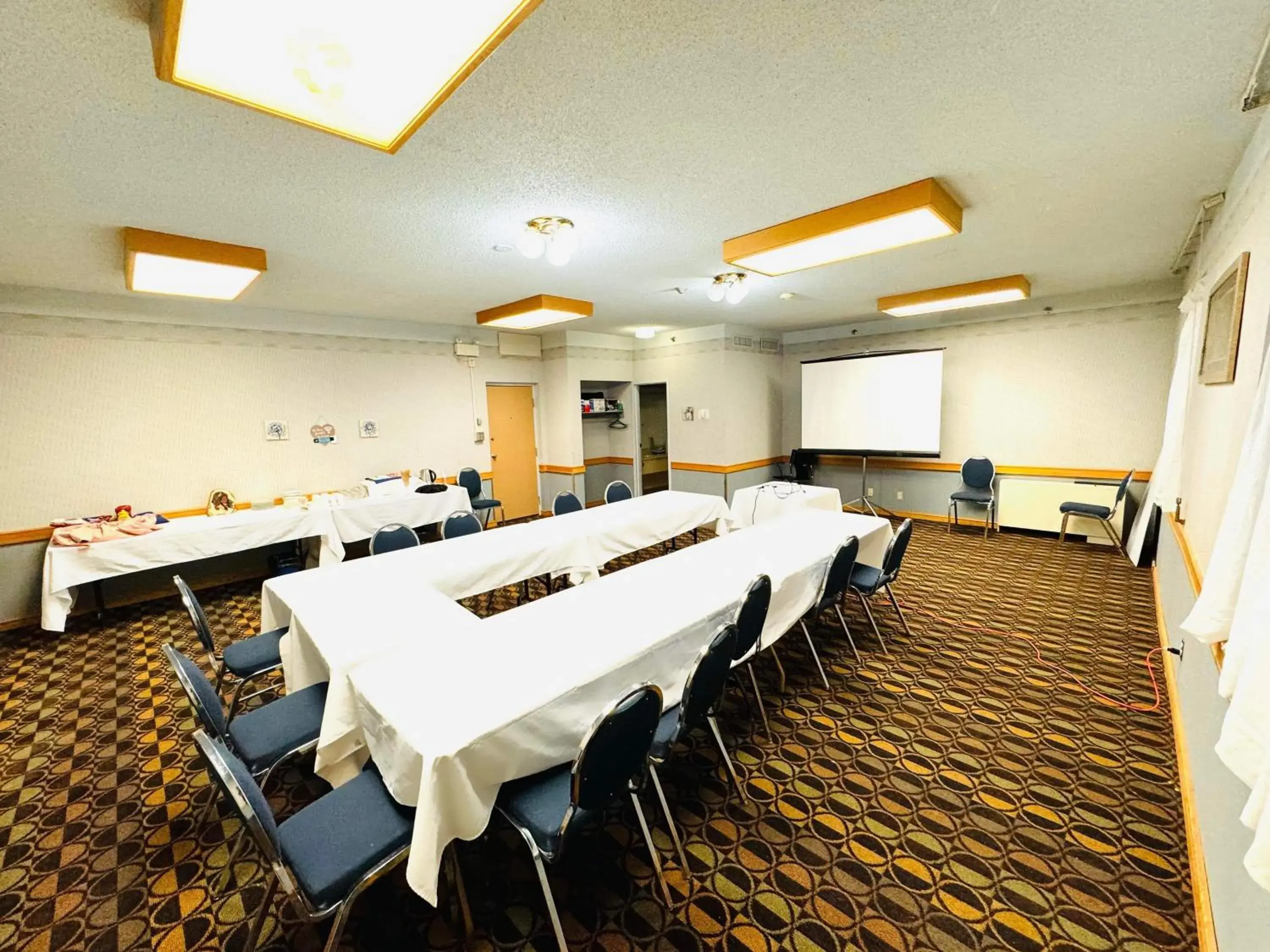 Travelodge by Wyndham Prince Albert Travelodge by Wyndham Prince Albert