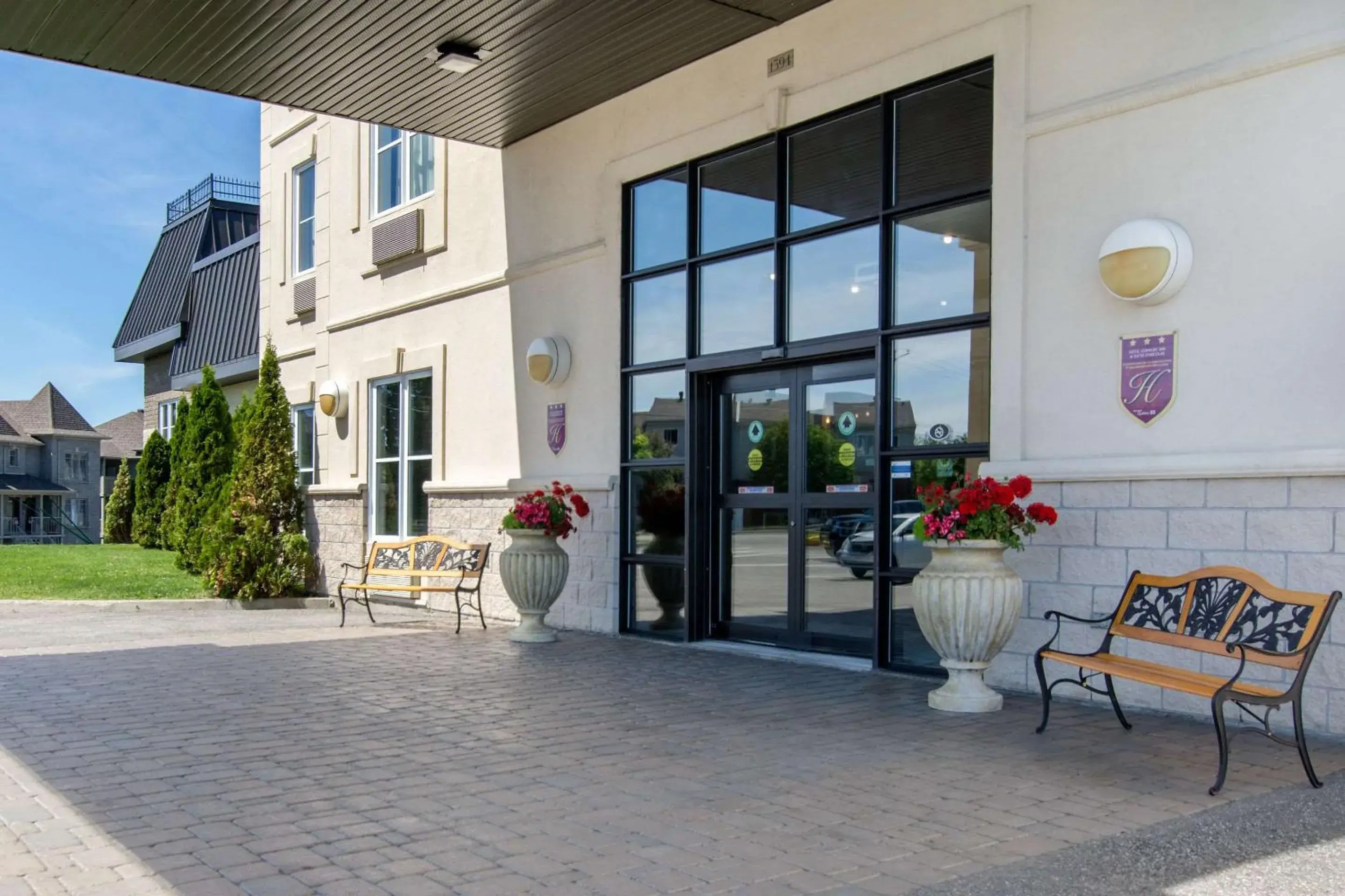 Property building in Comfort Inn & Suites Property building in Comfort Inn & Suites