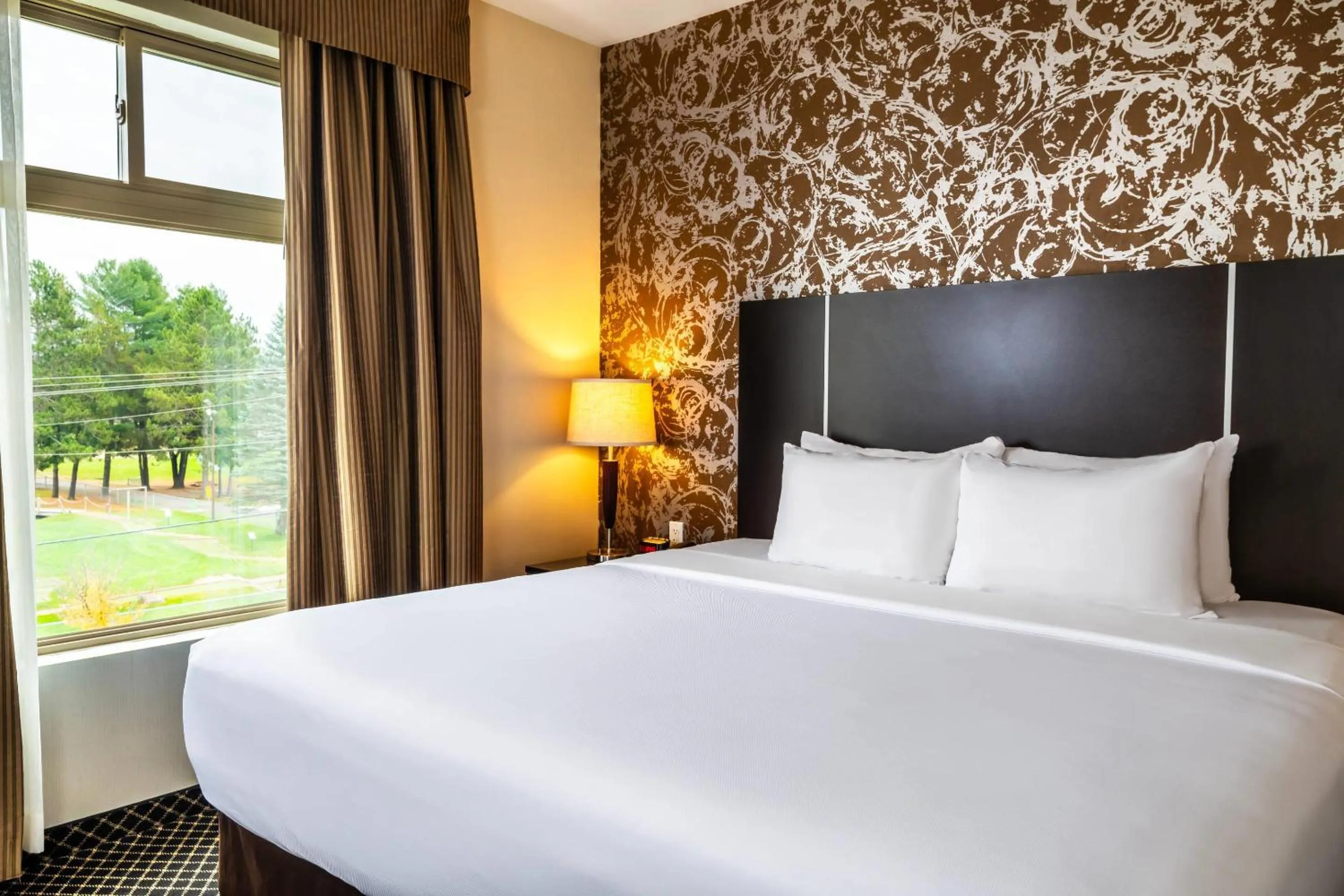 Bedroom, Bed in Quality Inn & Suites