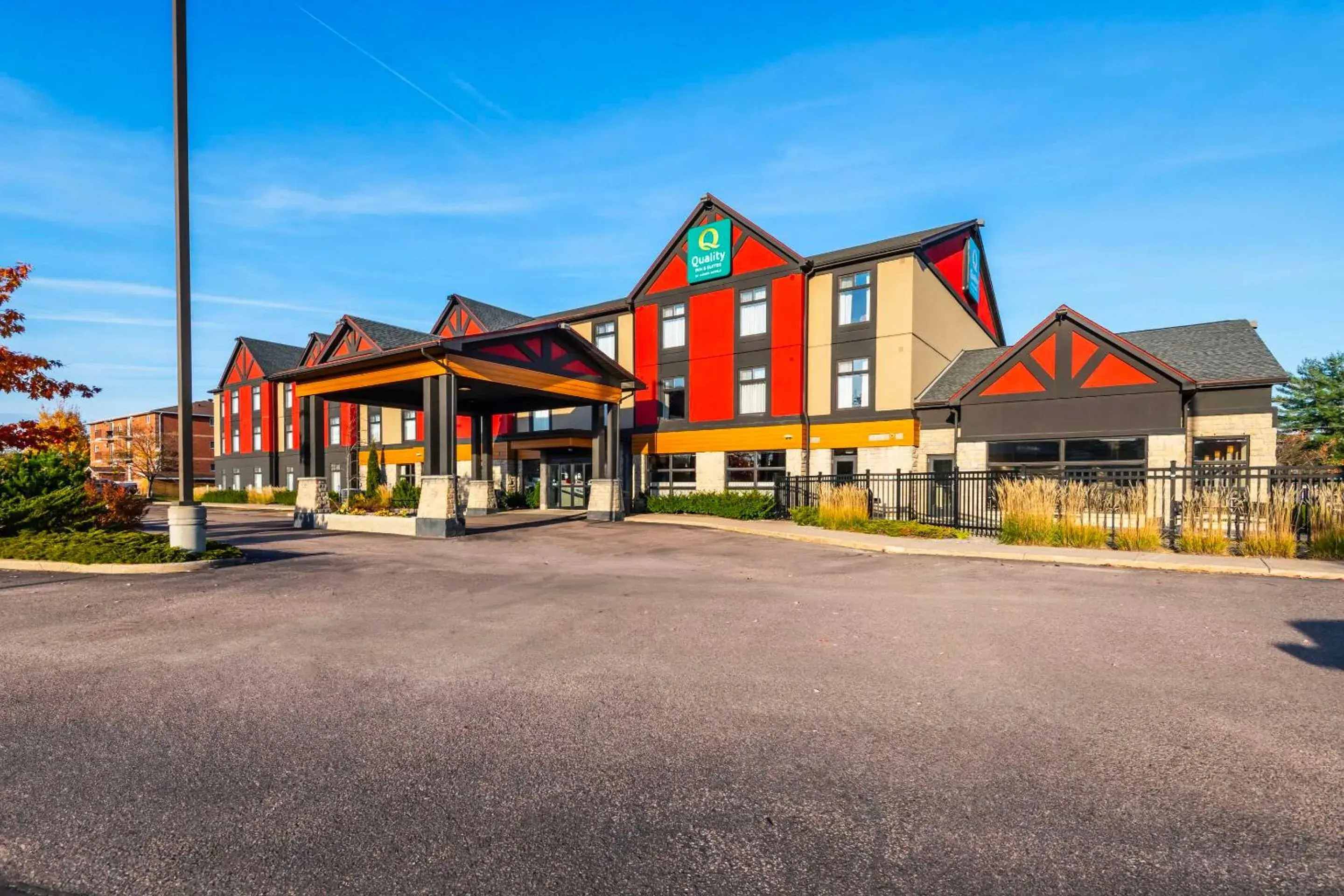 Property building in Quality Inn & Suites Property building in Quality Inn & Suites