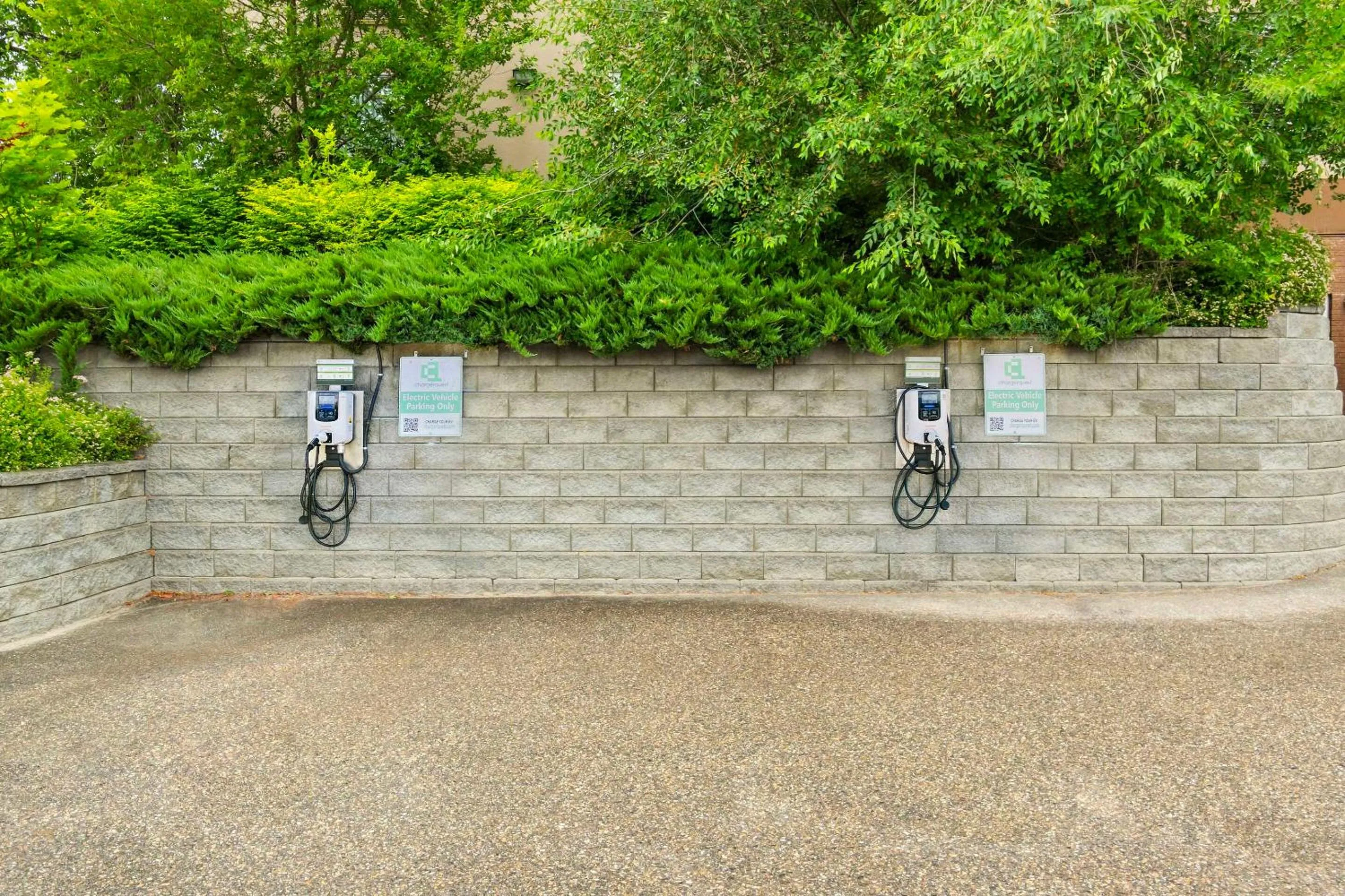 Property building in Comfort Inn & Suites