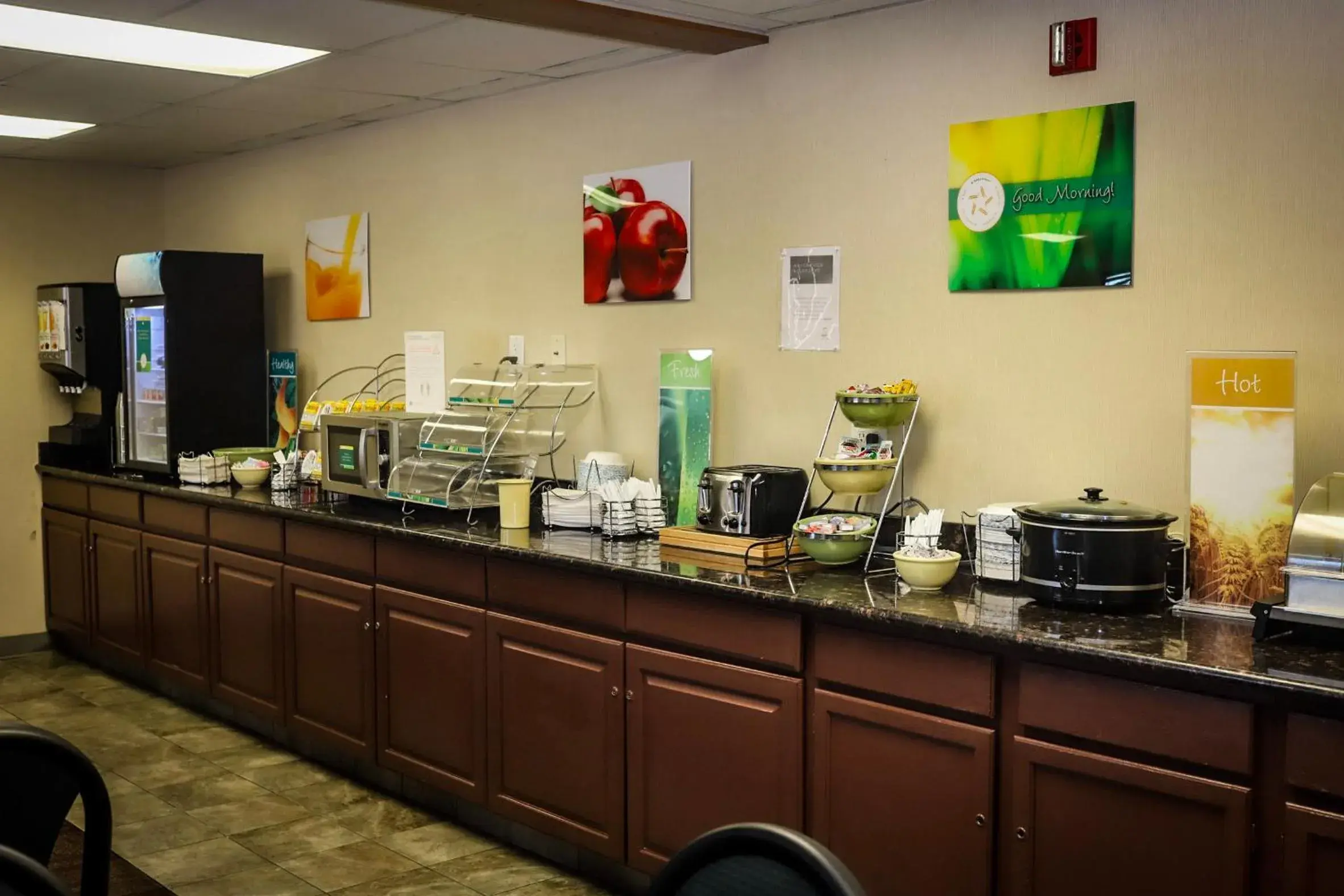 Restaurant/places to eat in Quality Inn Colorado Springs Airport Restaurant/places to eat in Quality Inn Colorado Springs Airport