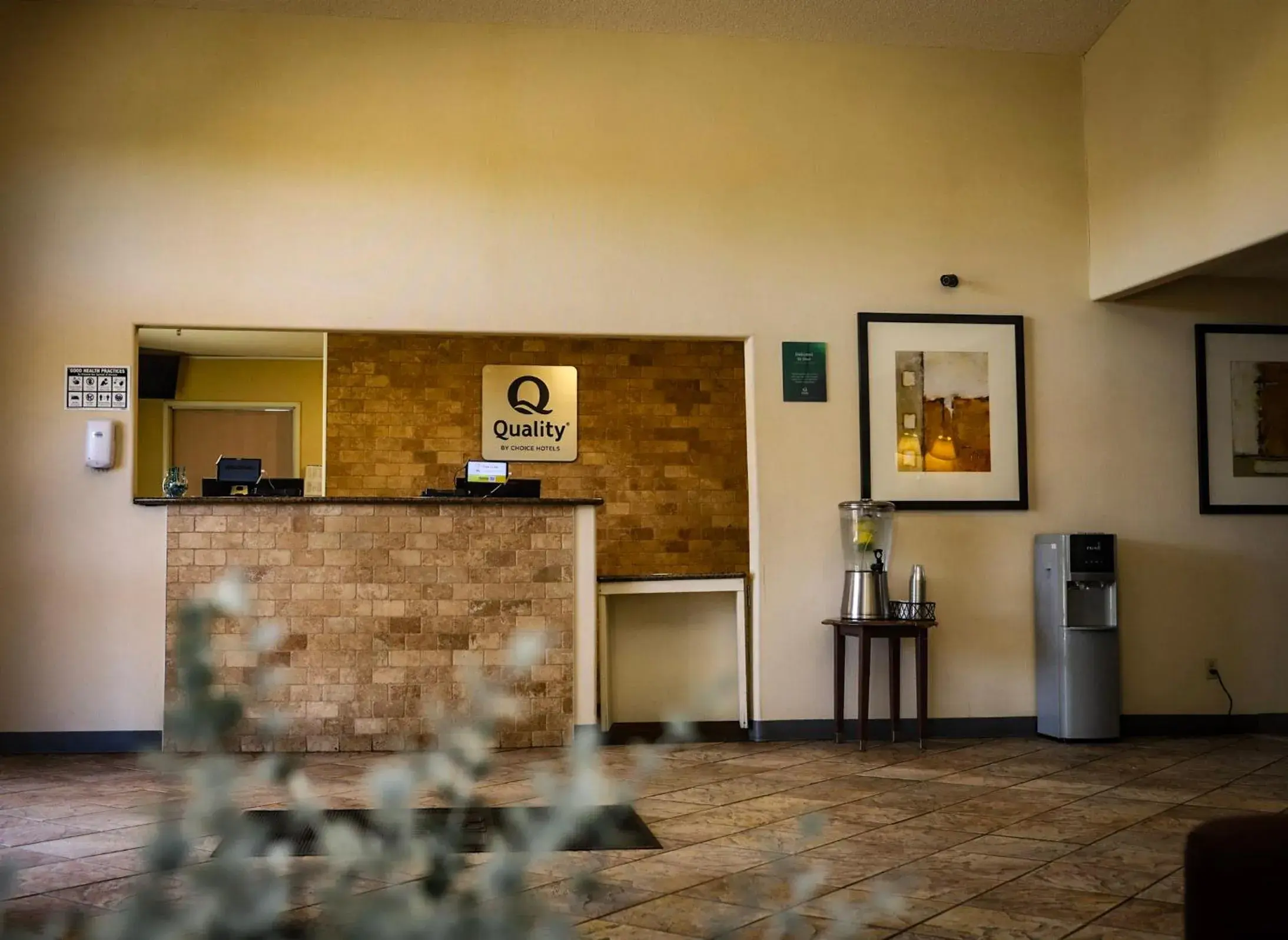 Quality Inn Colorado Springs Airport Quality Inn Colorado Springs Airport