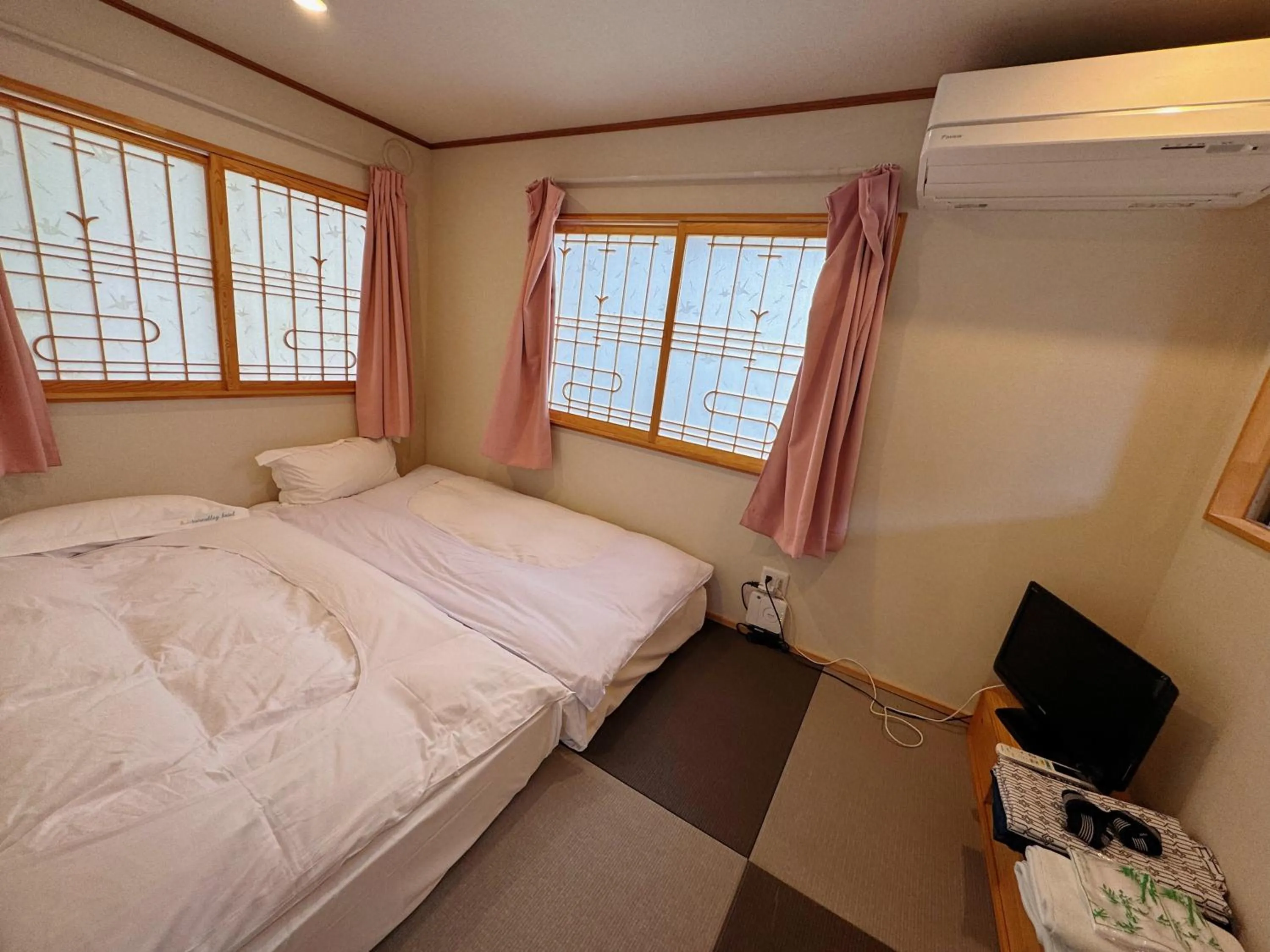 Photo of the whole room, Bed in Kurobe Sunvalley Hotel