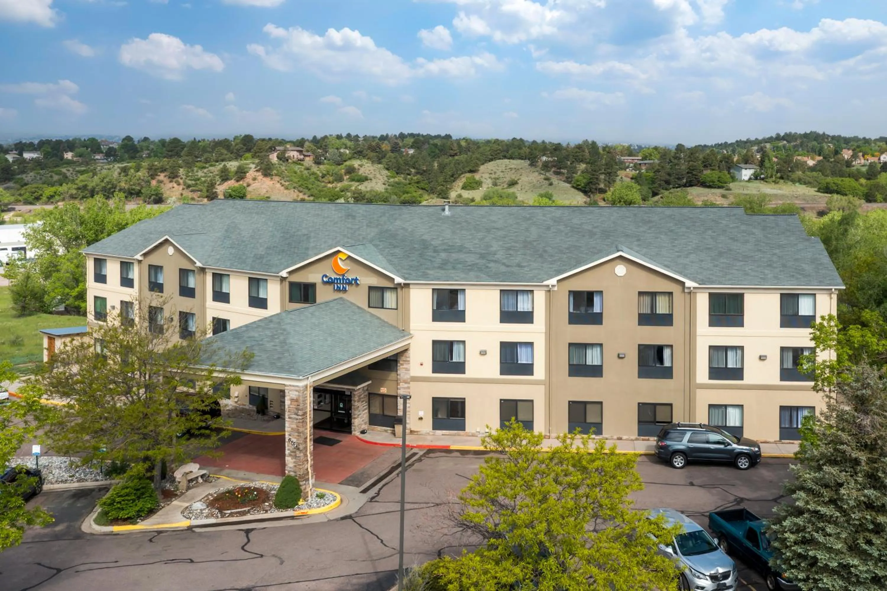 Property building in Comfort Inn North - Air Force Academy Area
