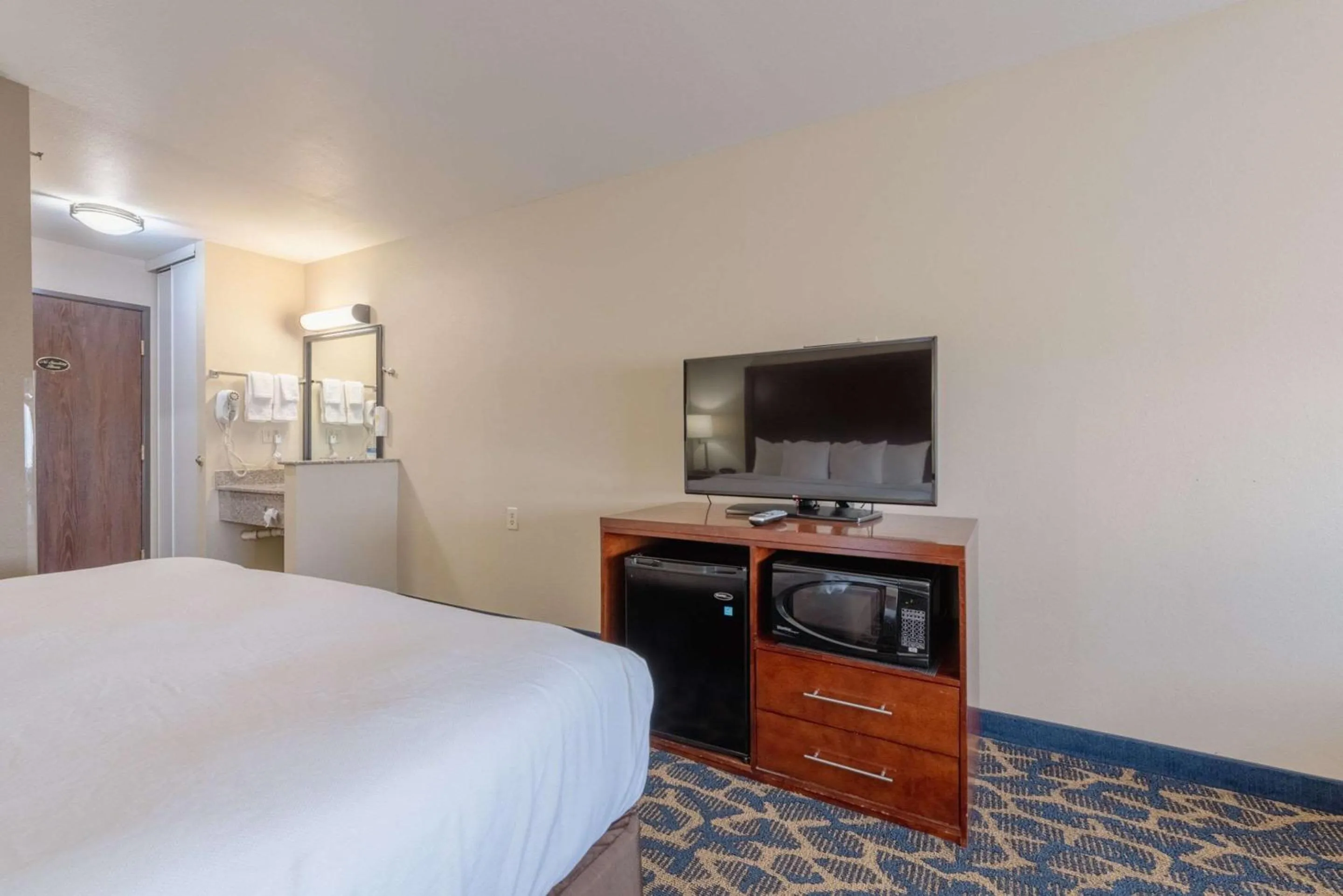 Bedroom, Bed in Comfort Inn & Suites Alamosa
