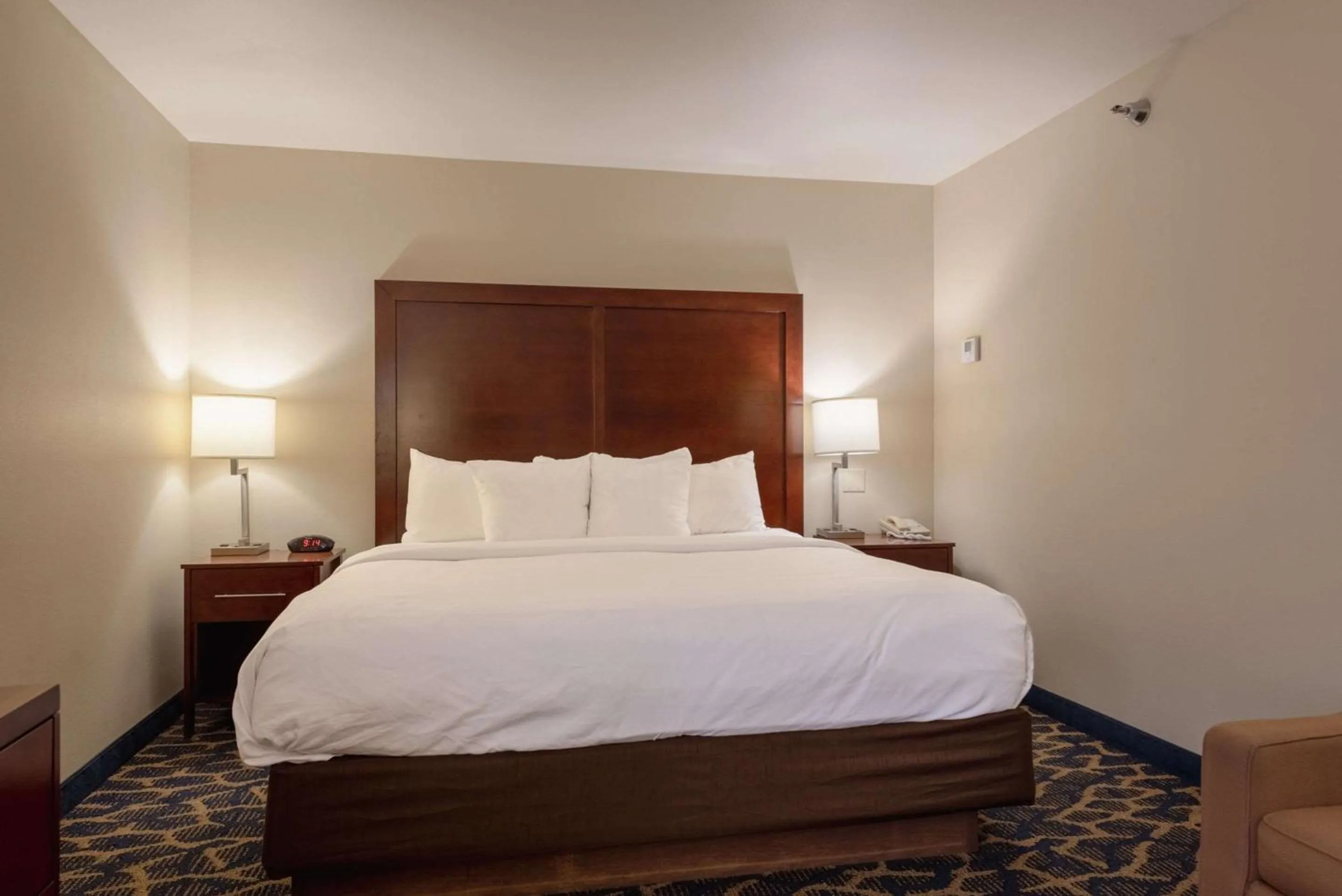 Bedroom, Bed in Comfort Inn & Suites Alamosa
