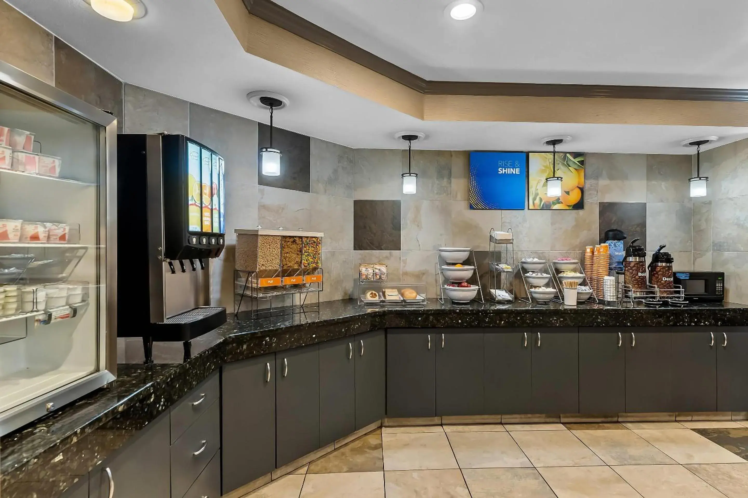 Breakfast in Comfort Suites Denver Tech Center Breakfast in Comfort Suites Denver Tech Center