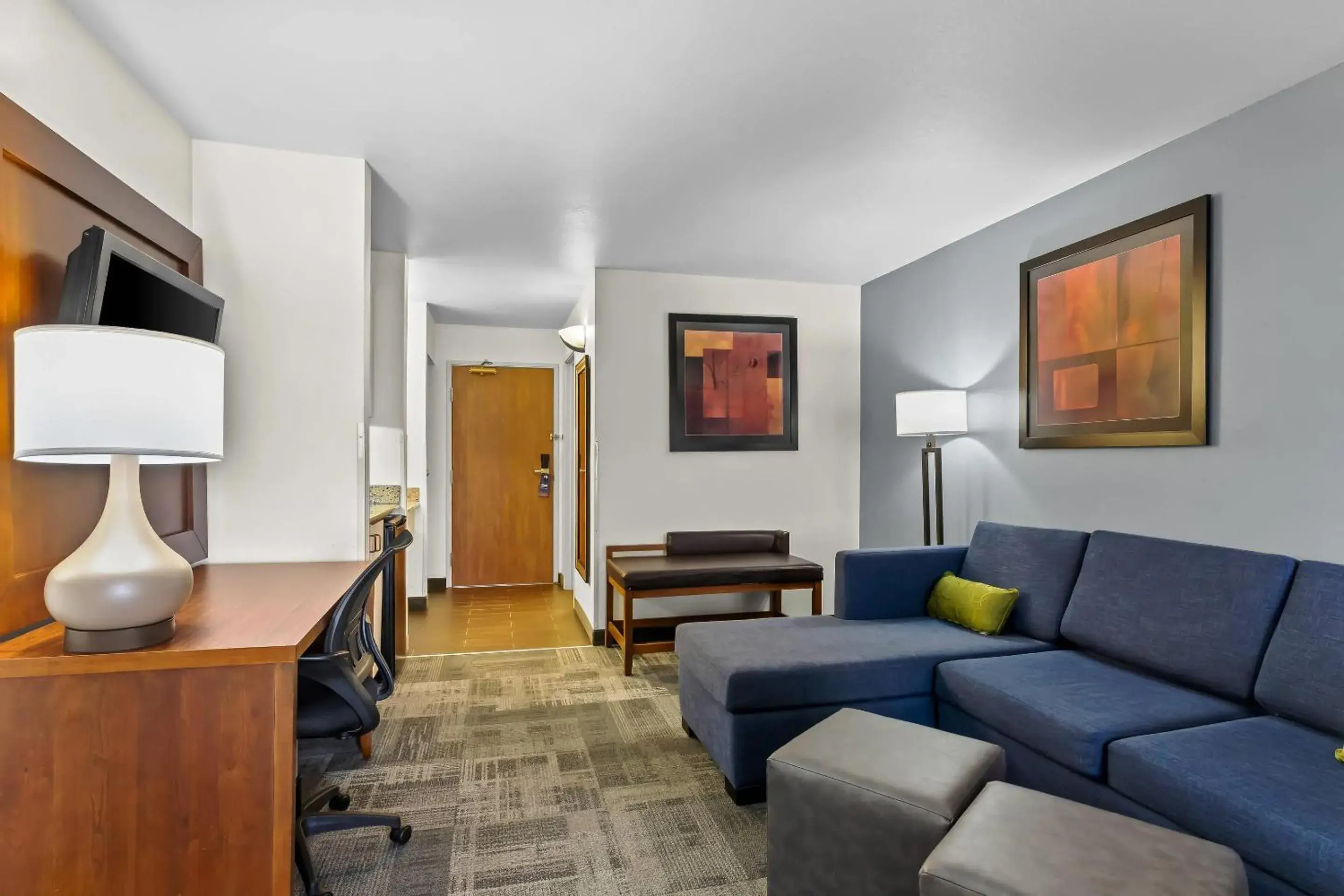 Bedroom in Comfort Suites Denver Tech Center Bedroom in Comfort Suites Denver Tech Center