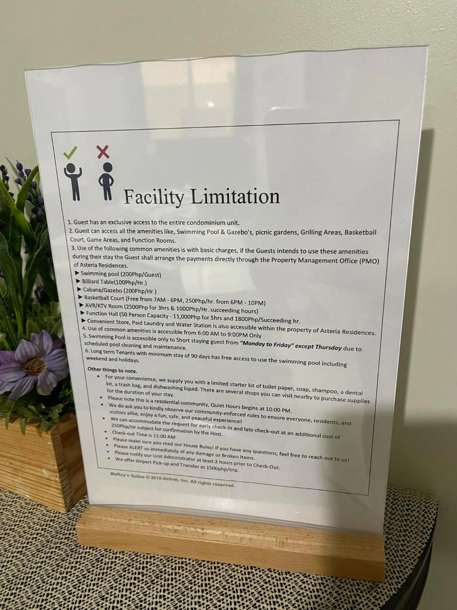 Living room in MaRoy Suites at Asteria Residences (Near NAIA with free Parking+Fiber Internet)