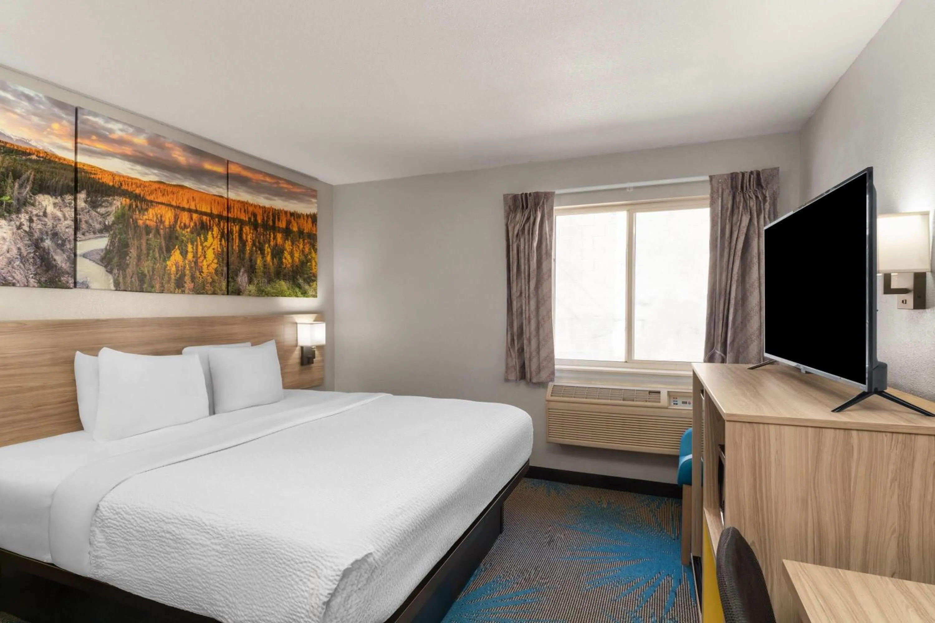 Photo of the whole room, Bed in Days Inn by Wyndham Canon City