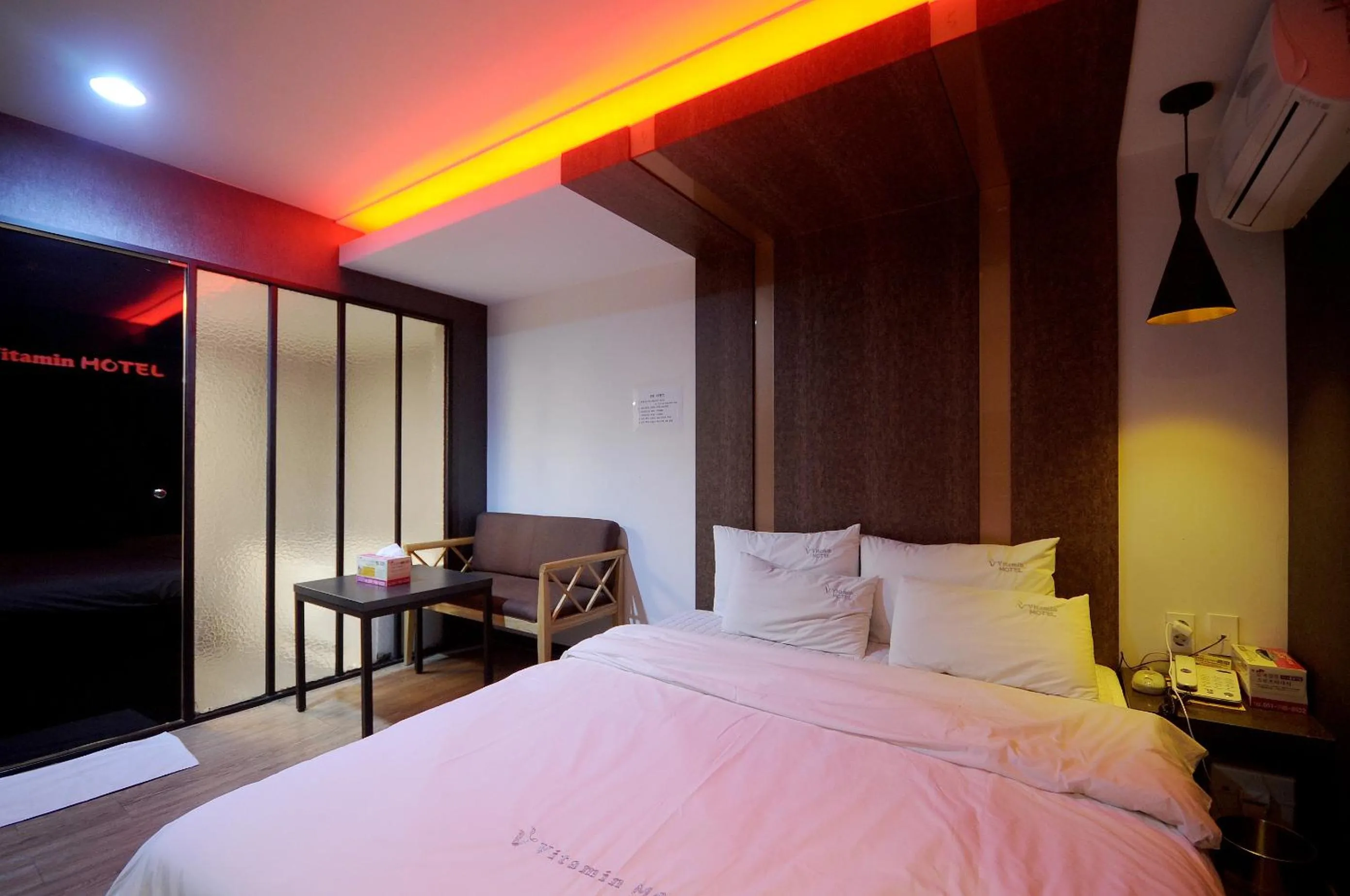 Bed in Vitamin Hotel