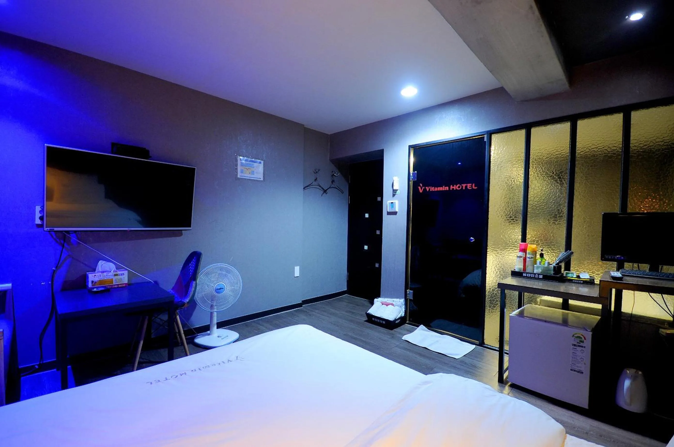 Bed in Vitamin Hotel